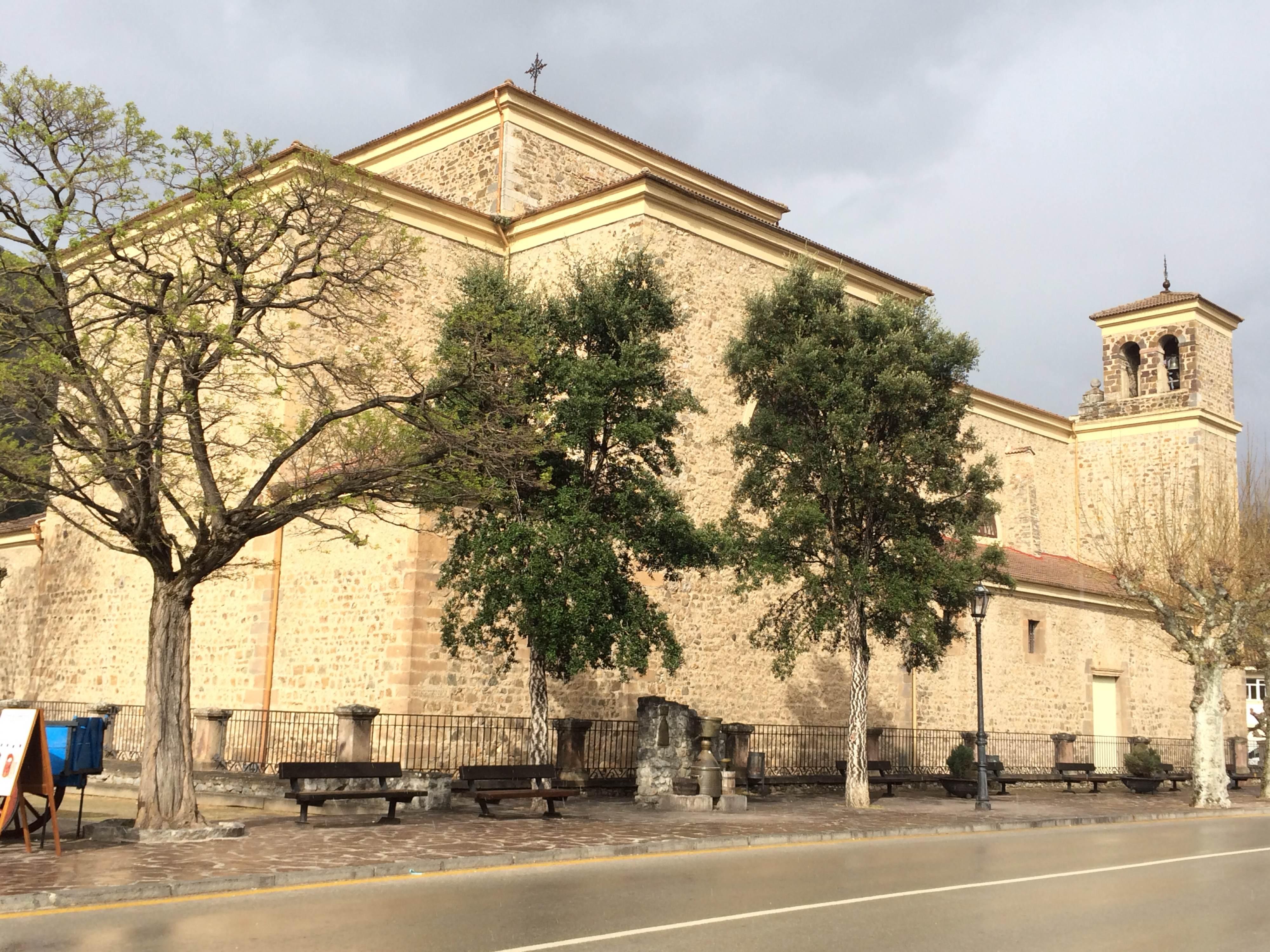 Iglesia de San Vicente, por María Salazar