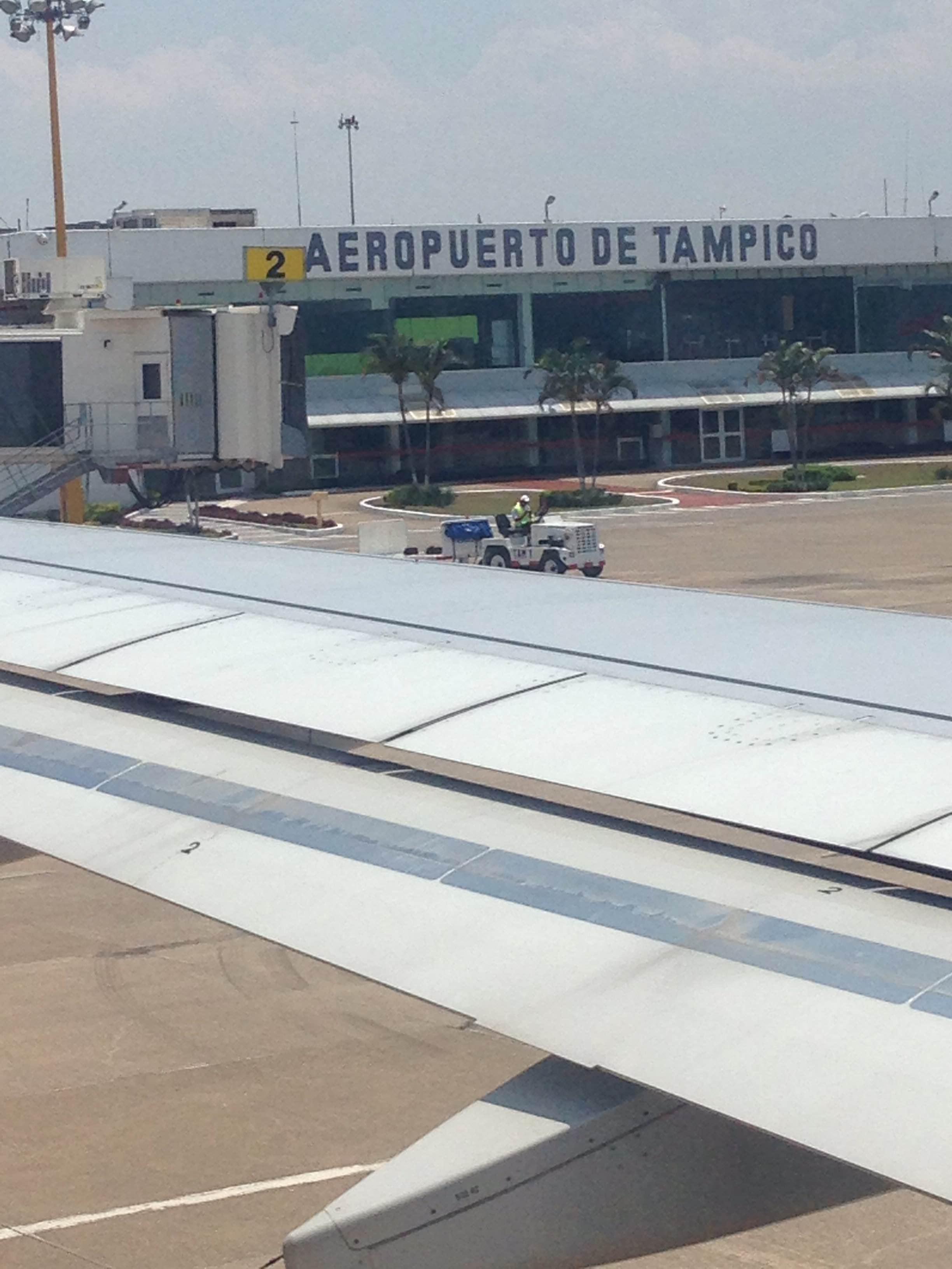 Aeropuerto Internacional Gral. Francisco Javier Mina (TAM), por Holybbya
