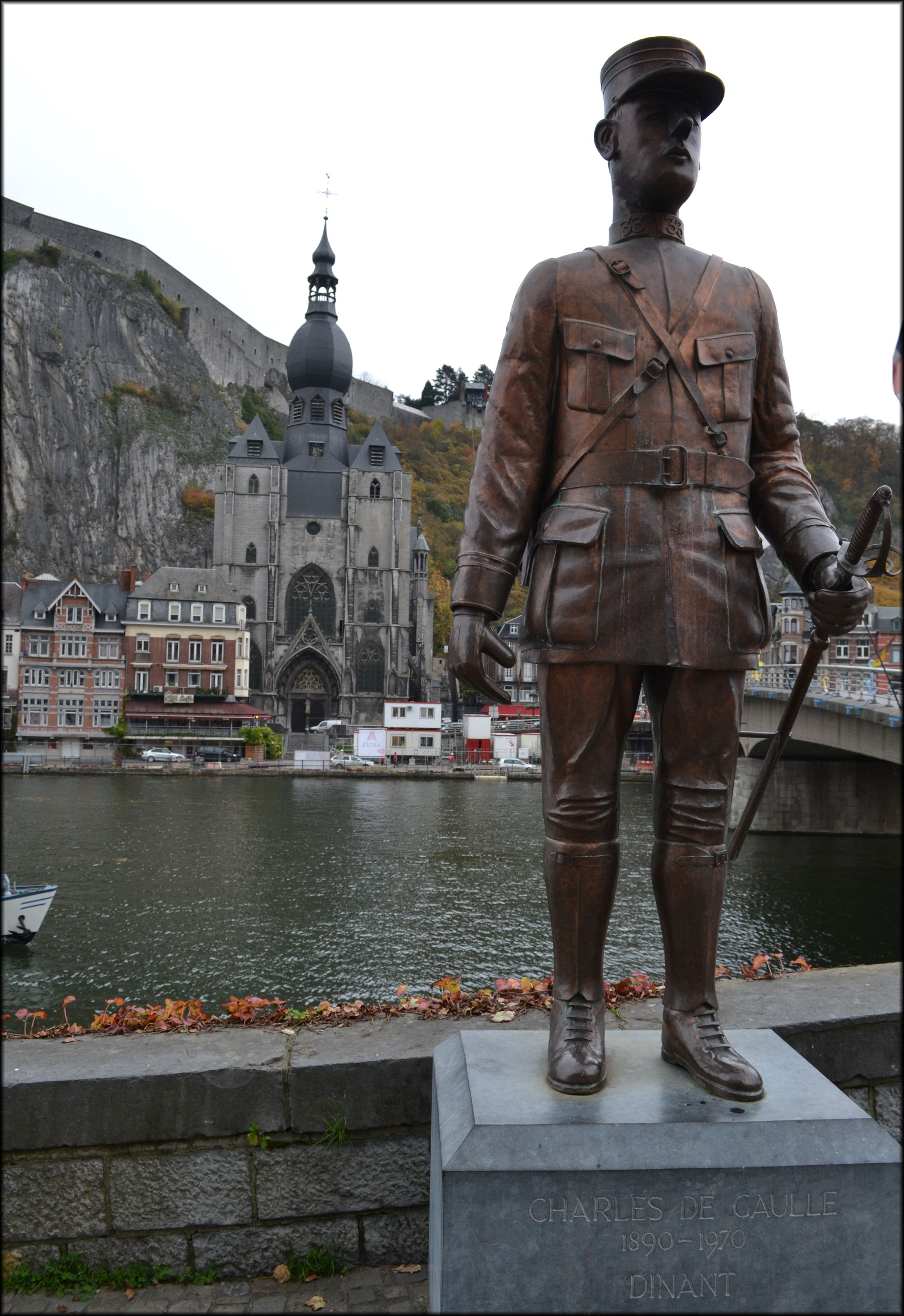 Estatua de Charles de Gaulle, por unavidadeviaje