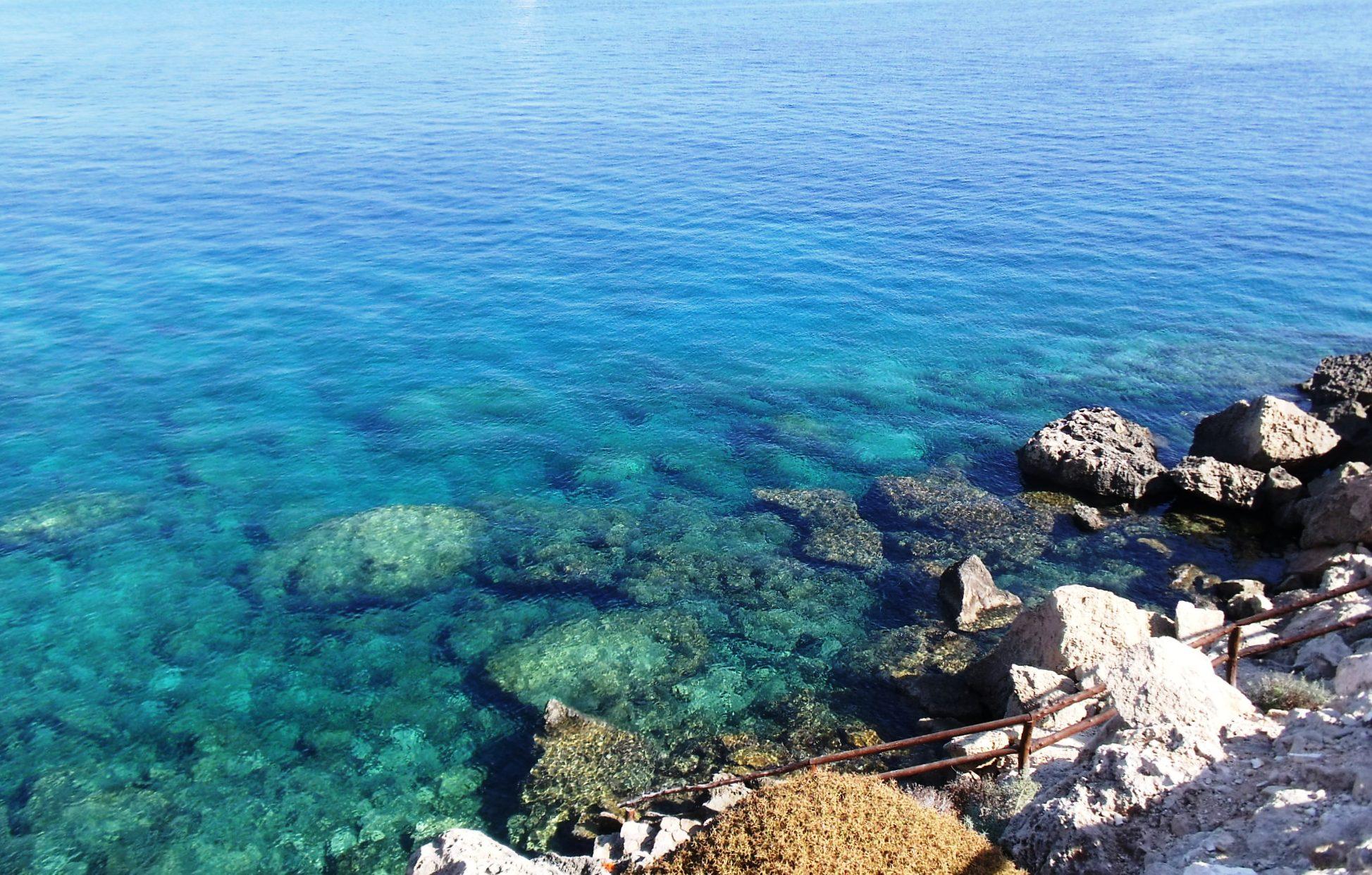 Bahía Konnos, por sala2500