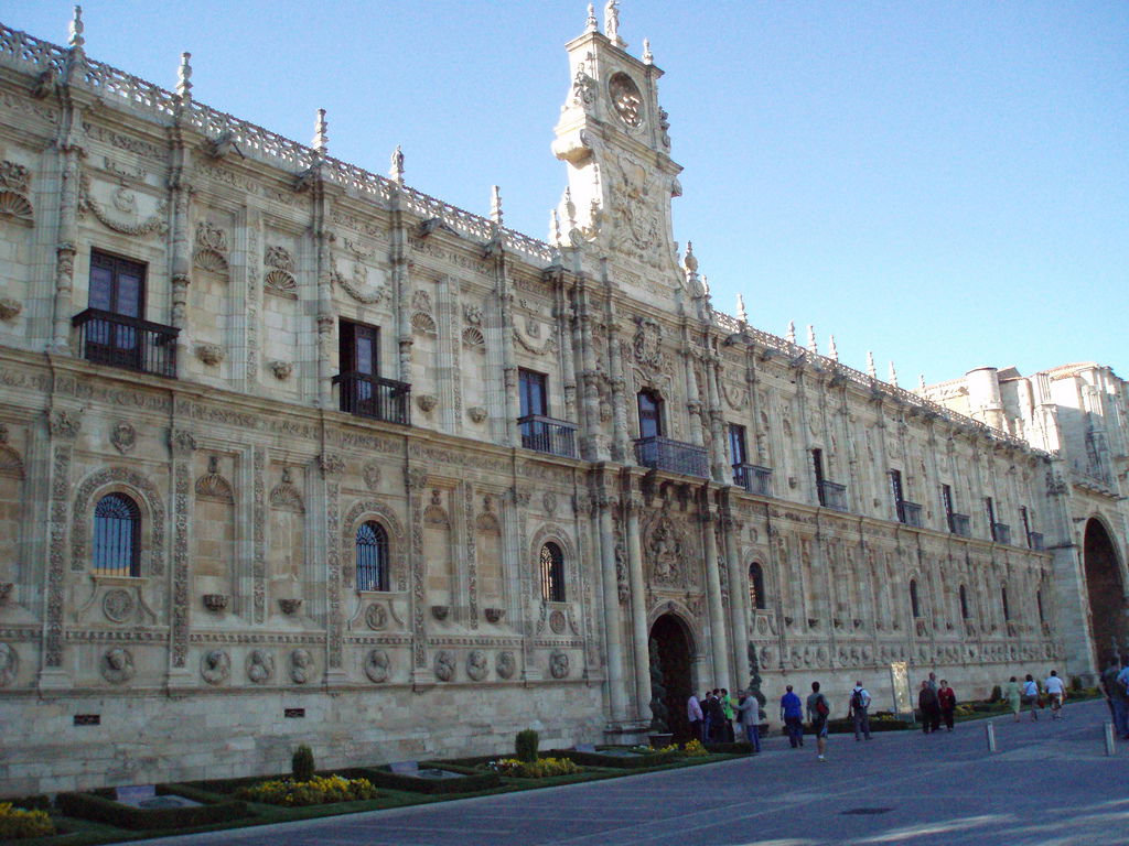 Parador de León, por Carlos Olmo