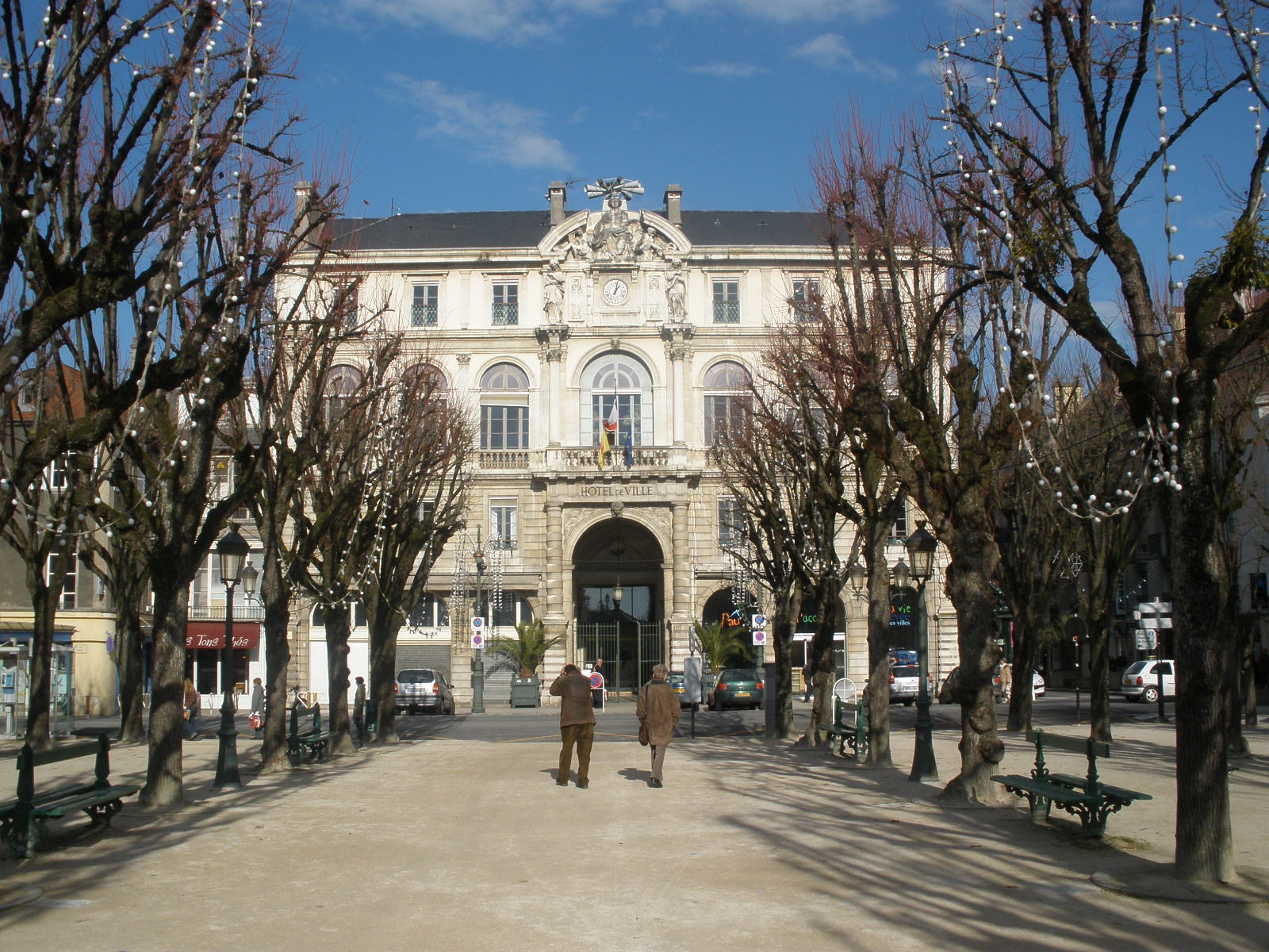 Ayuntamiento de Pau, por mmozamiz