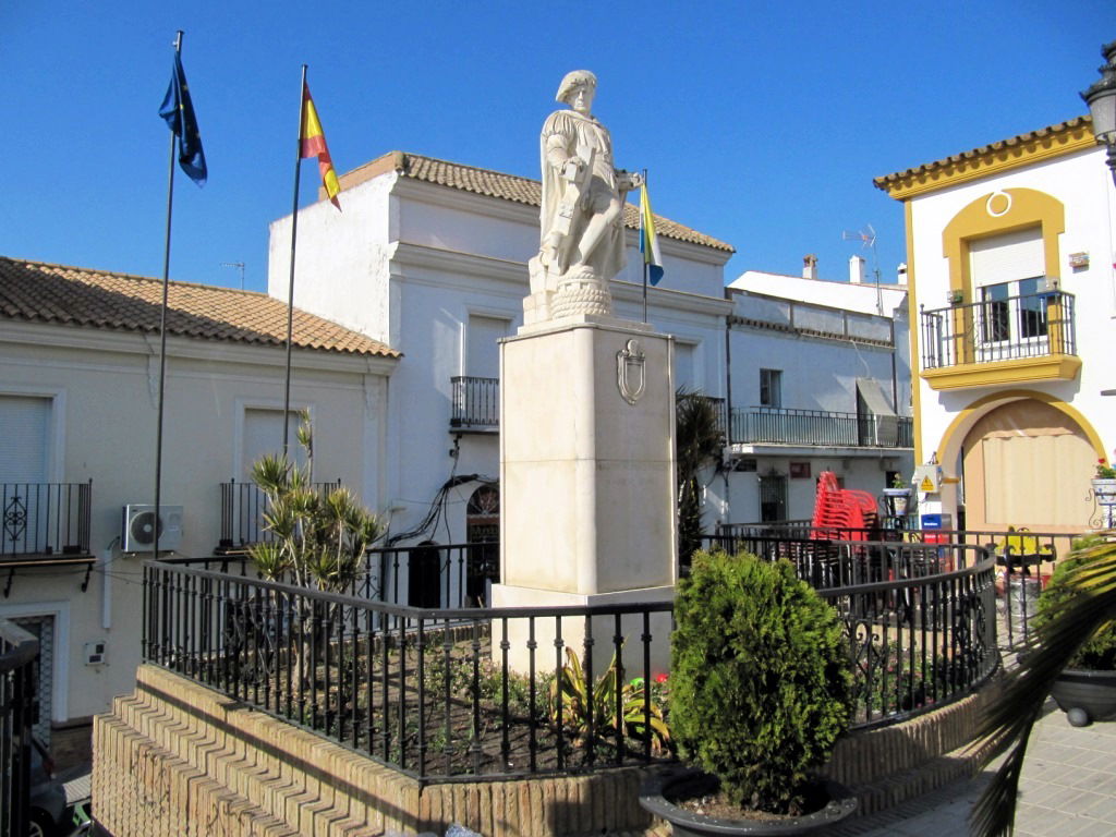 Monumento a Martín Alonso Pinzón, por Lala