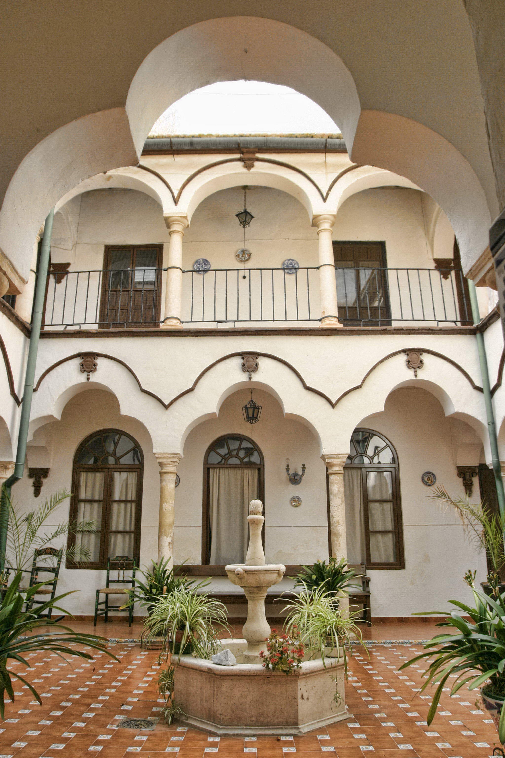 Patio del Convento de la Visitación "las Filipenses" de Écija, por JOSÉ LUIS ASENCIO PADILLA