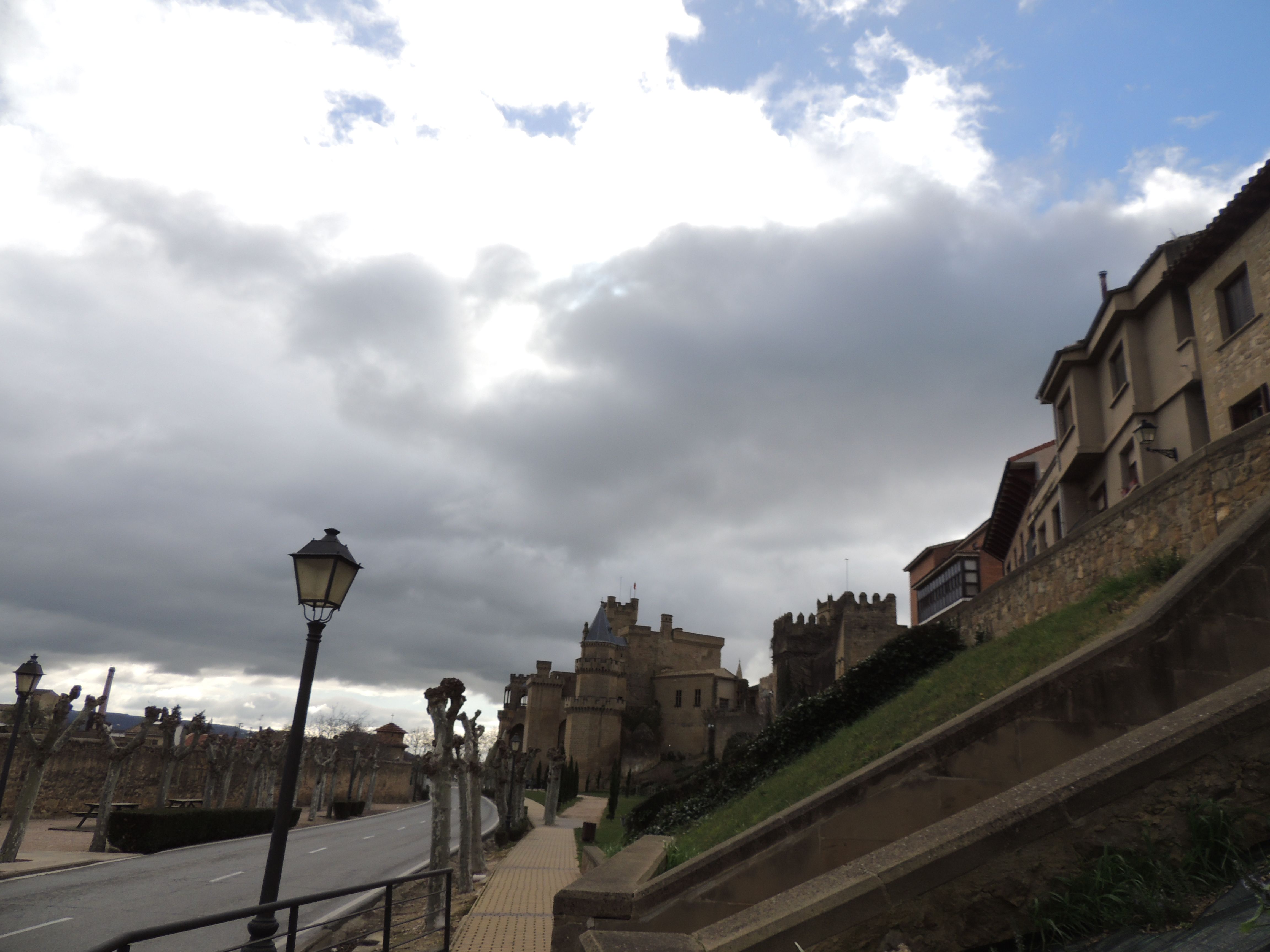 Ronda del Castillo, por Dónde vamos Eva