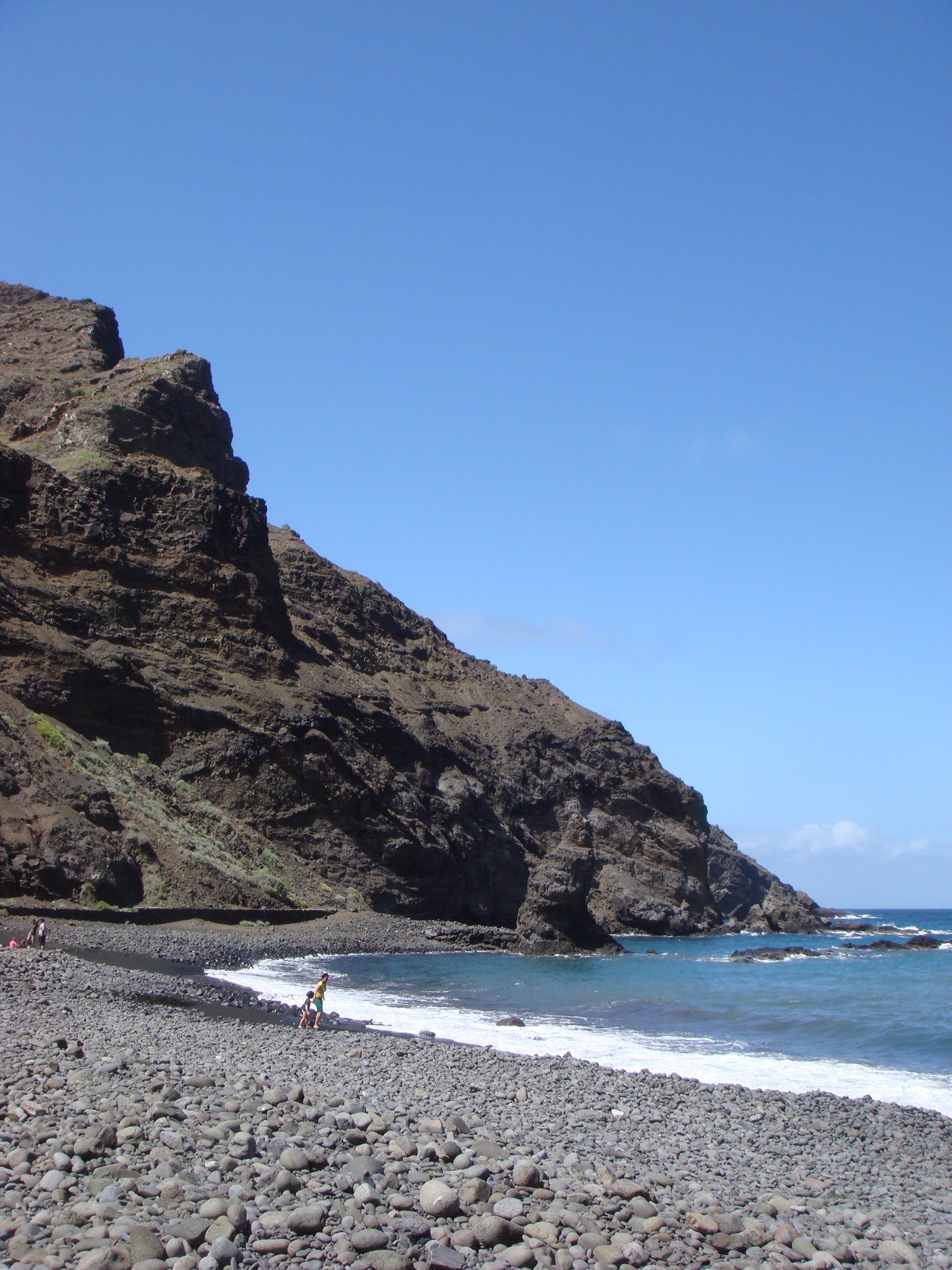 Playa La Caleta, por Ana Valien