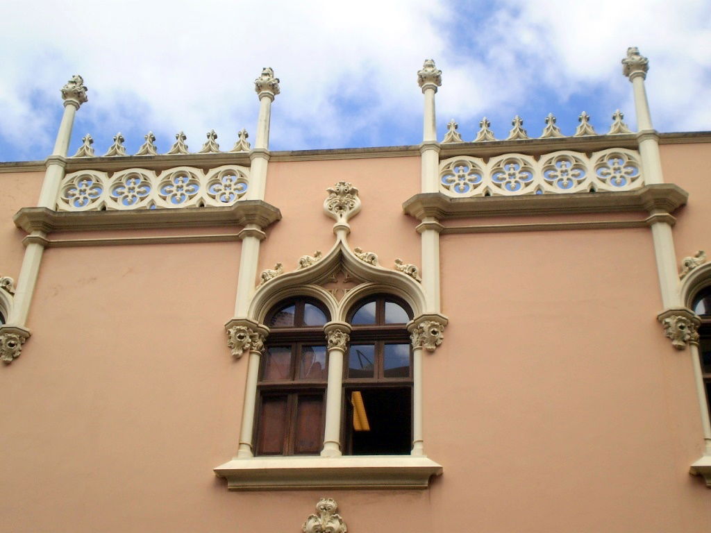 Antiguo Colegio de las Dominicas - Archivo Histórico Municipal, por Lala