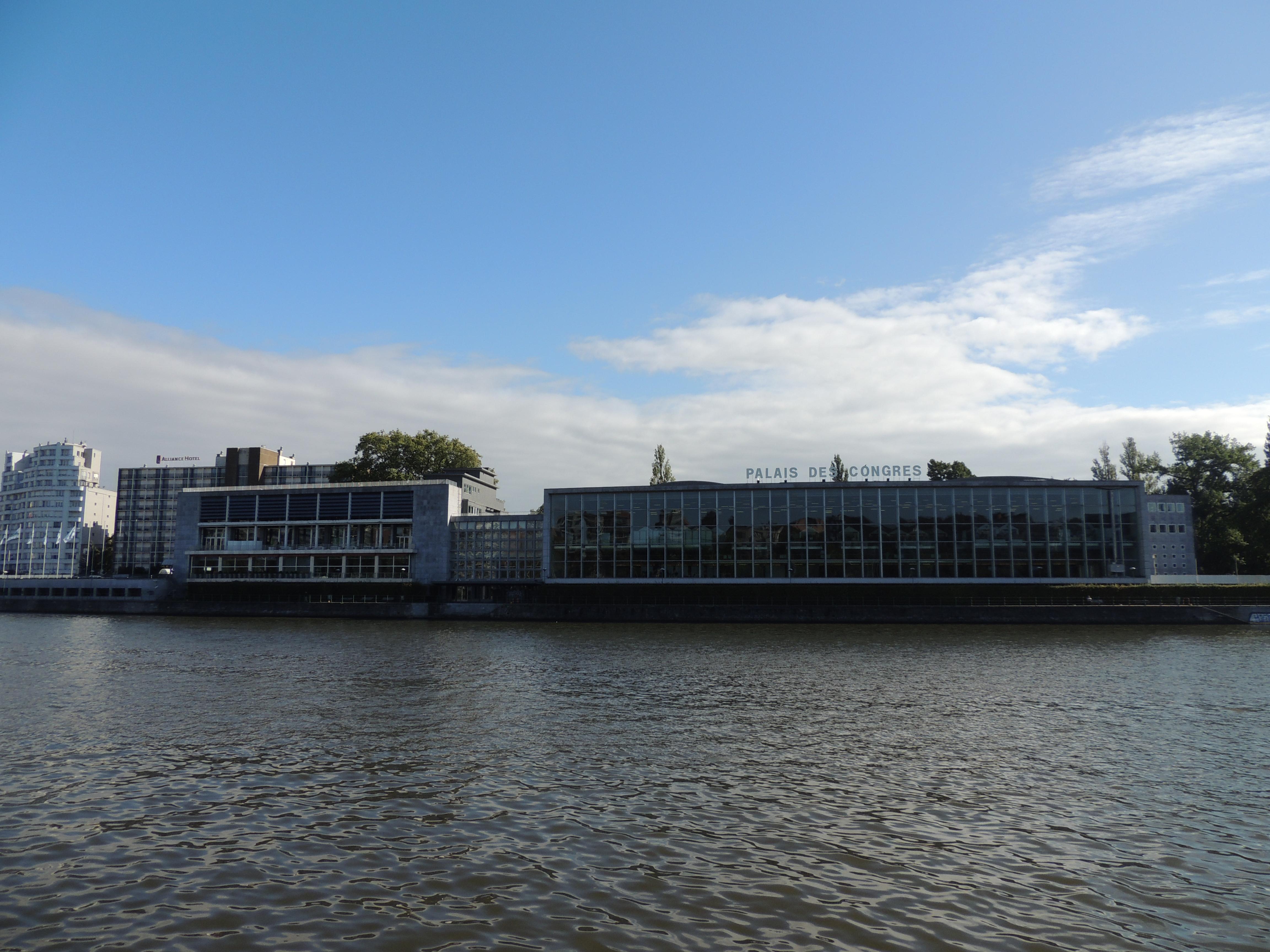 Palacio de Congresos, por Dónde vamos Eva