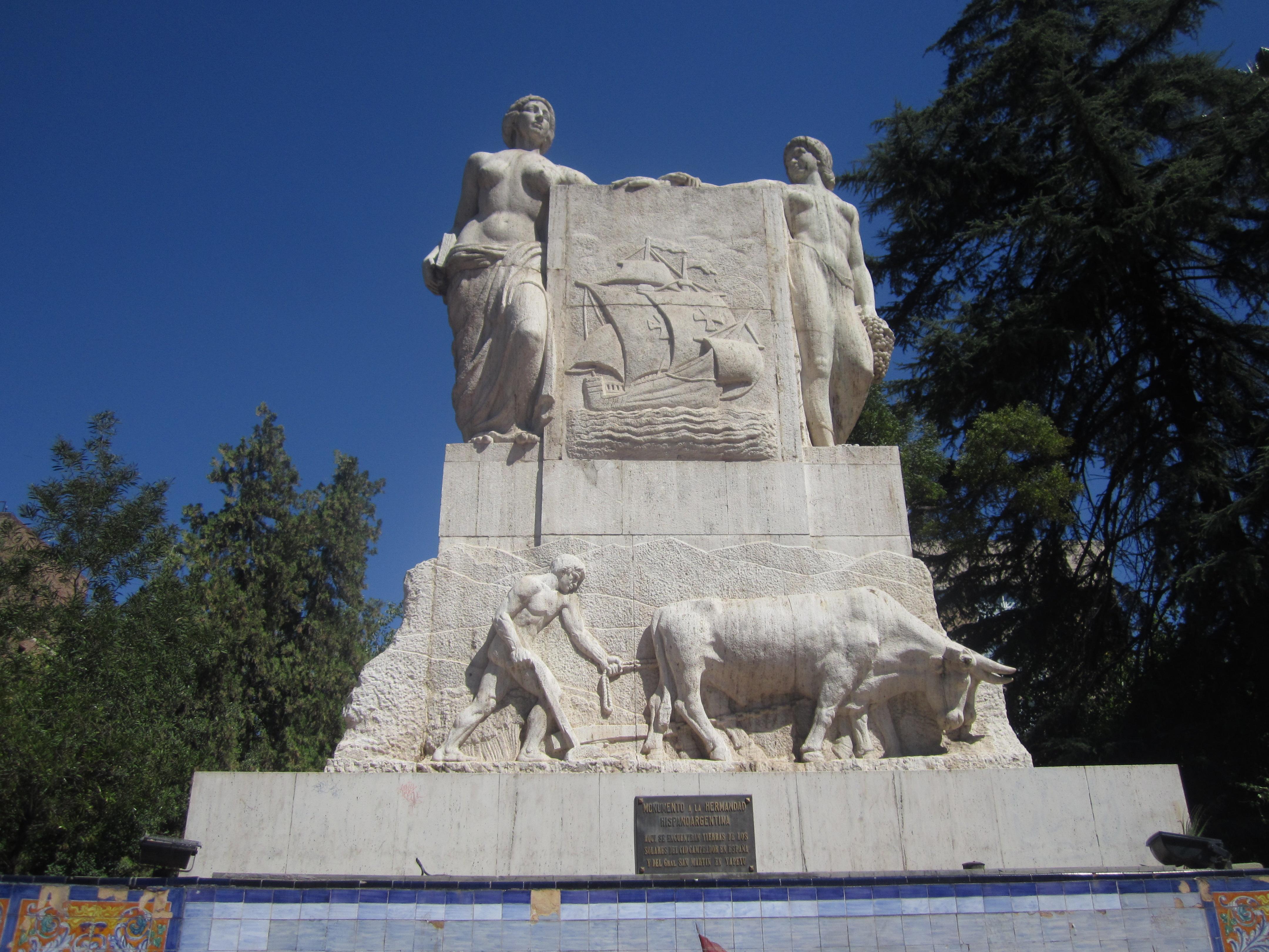 Monumento a la Hermandad Hispano Argentina, por Daniela VILLARREAL