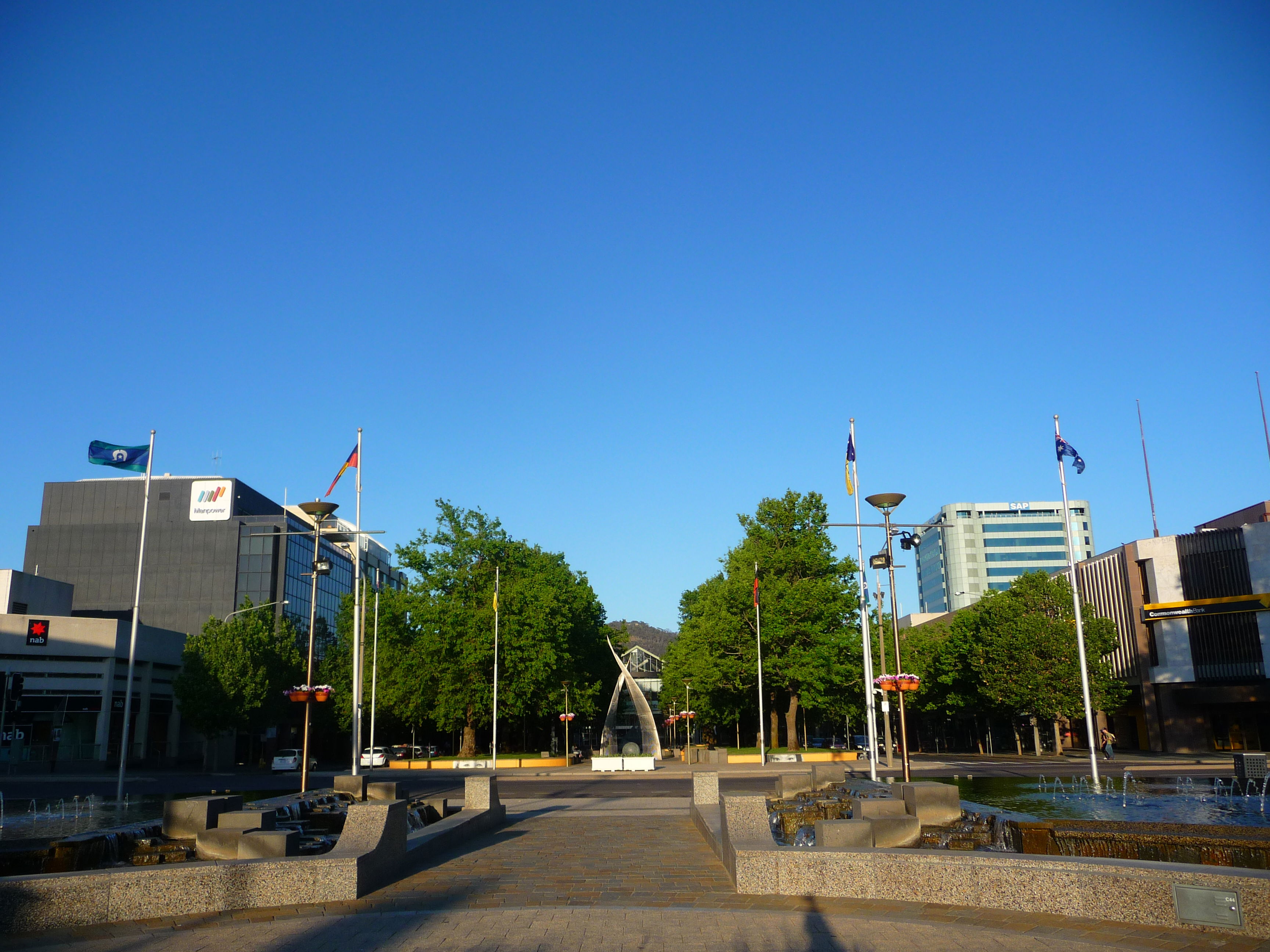 Canberra, por Marine