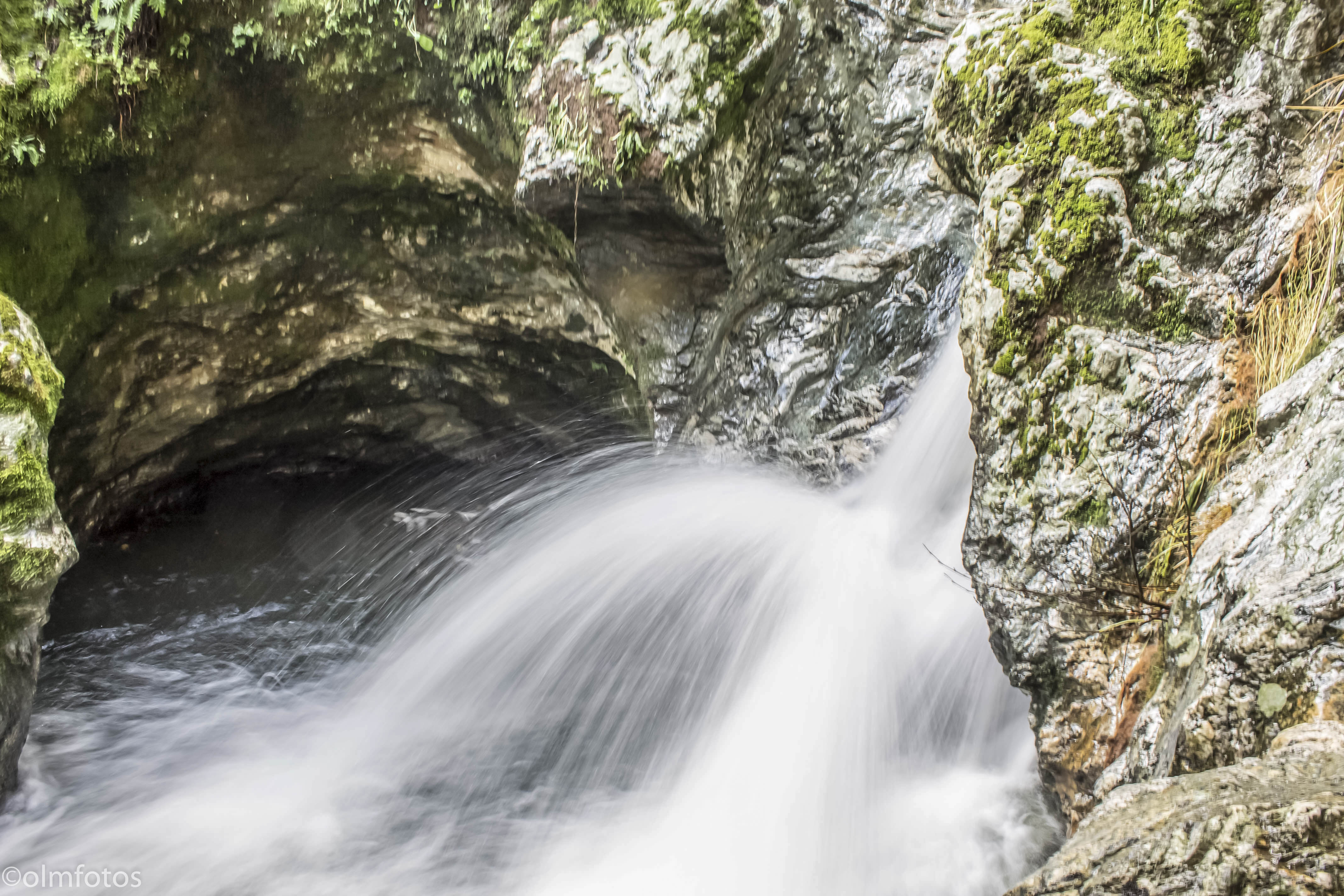 Senderismo en la Sierra de Huelva: aventuras en rutas impresionantes