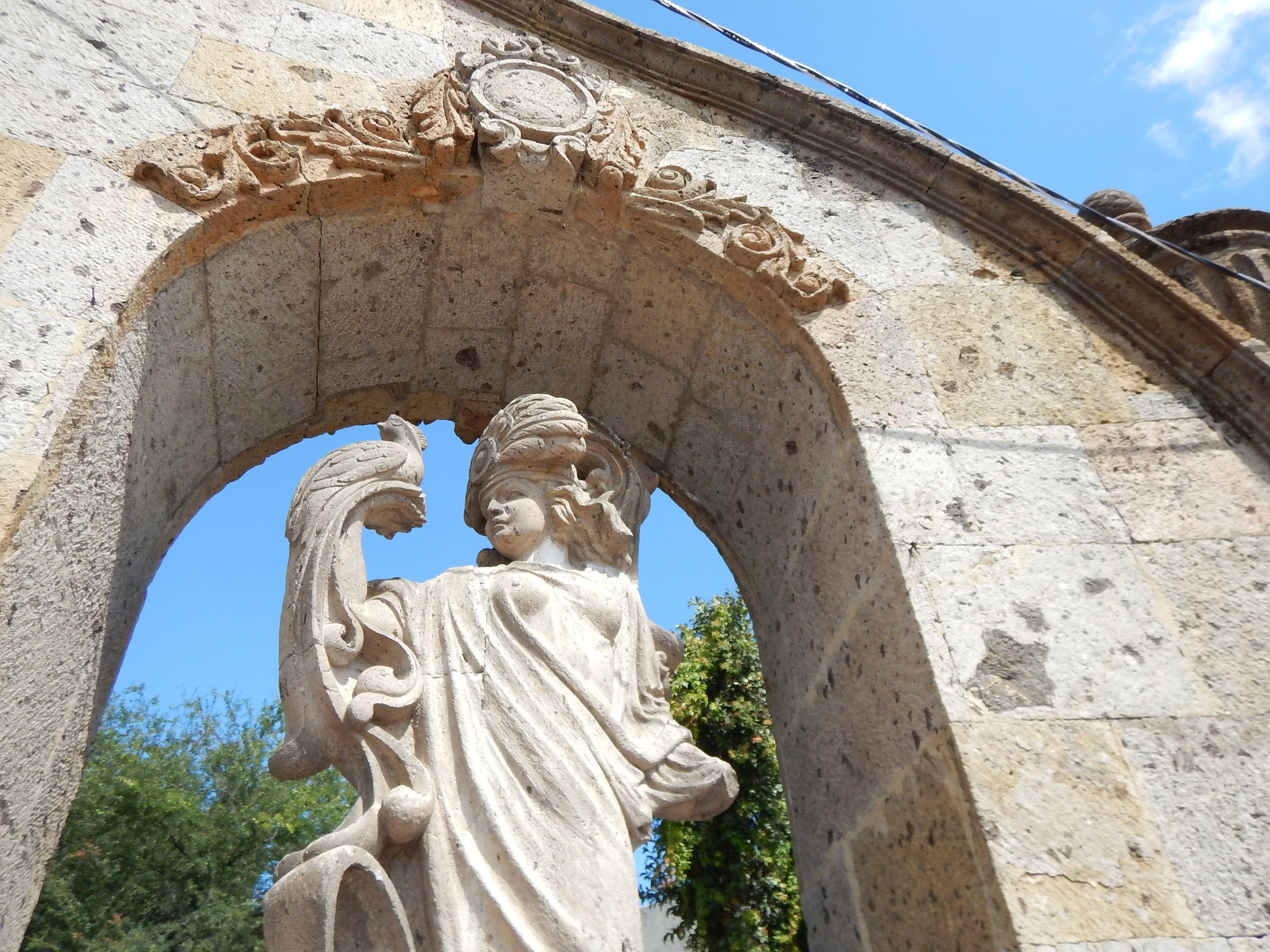 Arcos de Zapopan, por Rafael Blando