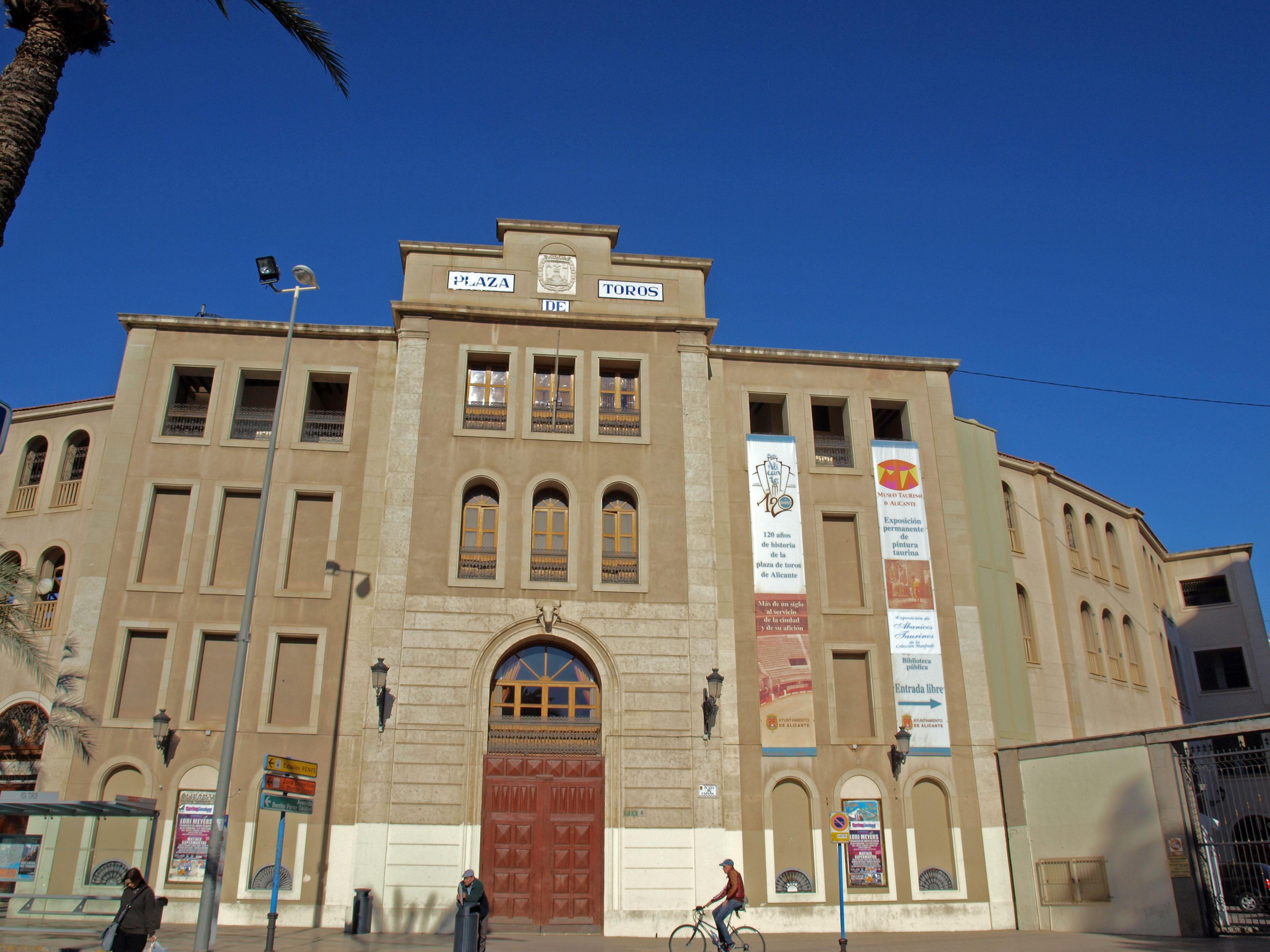 Plaza de Toros de Alicante, por Juan Antonio V A