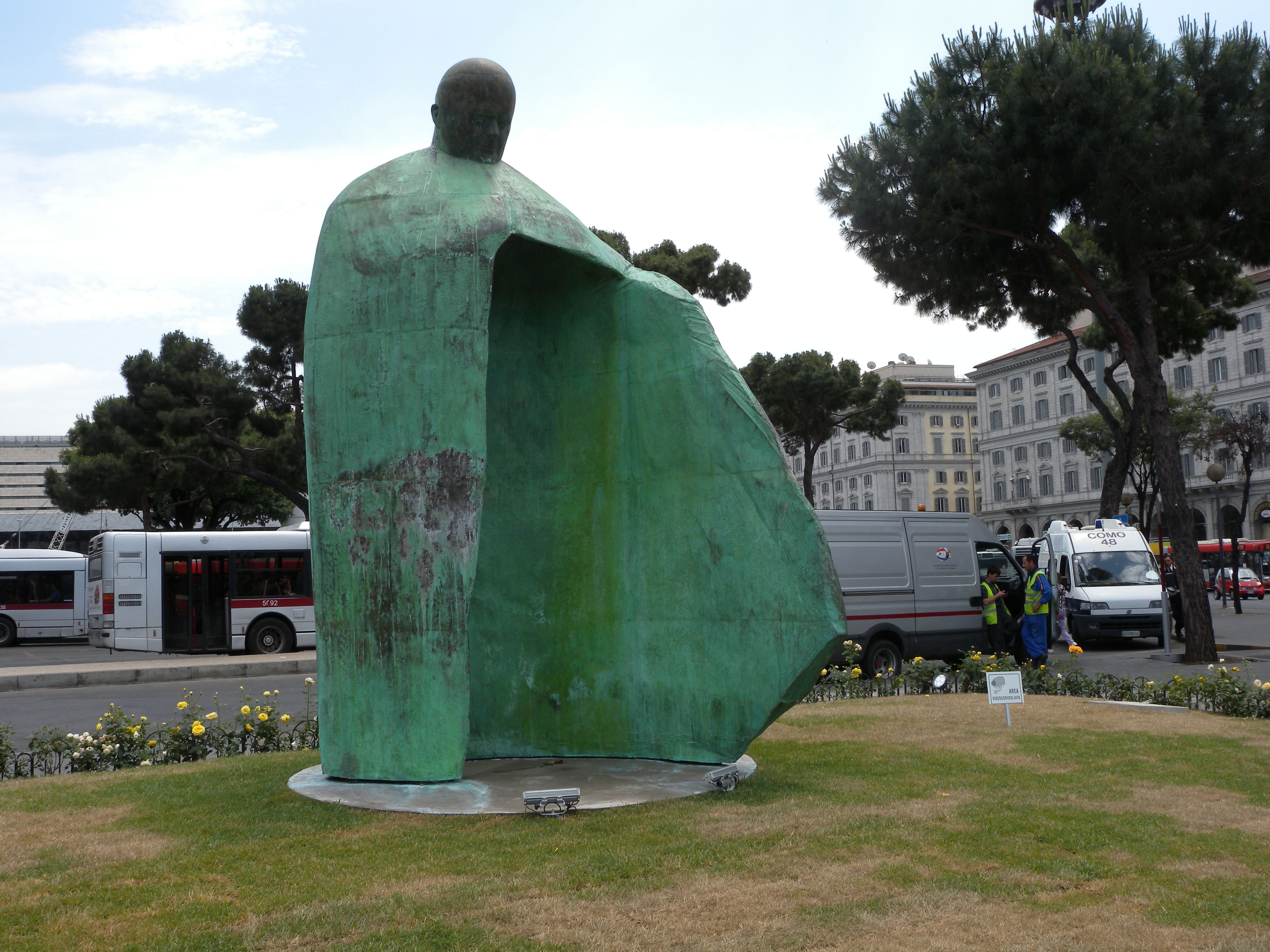 Estatuas en Roma que deslumbran y cuentan historias inmortales