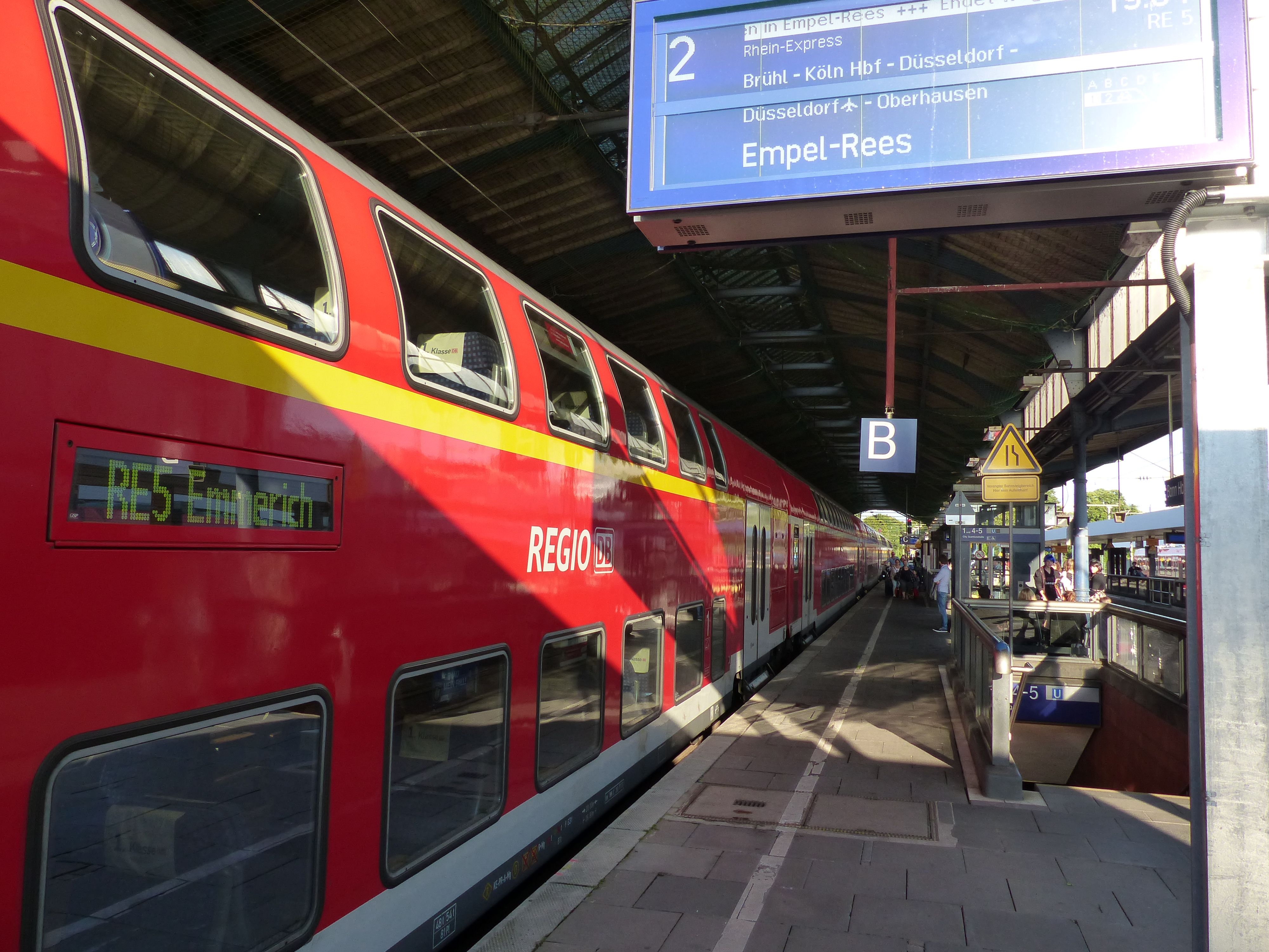 Estación de Bonn, por Xipo Enelmundoperdido