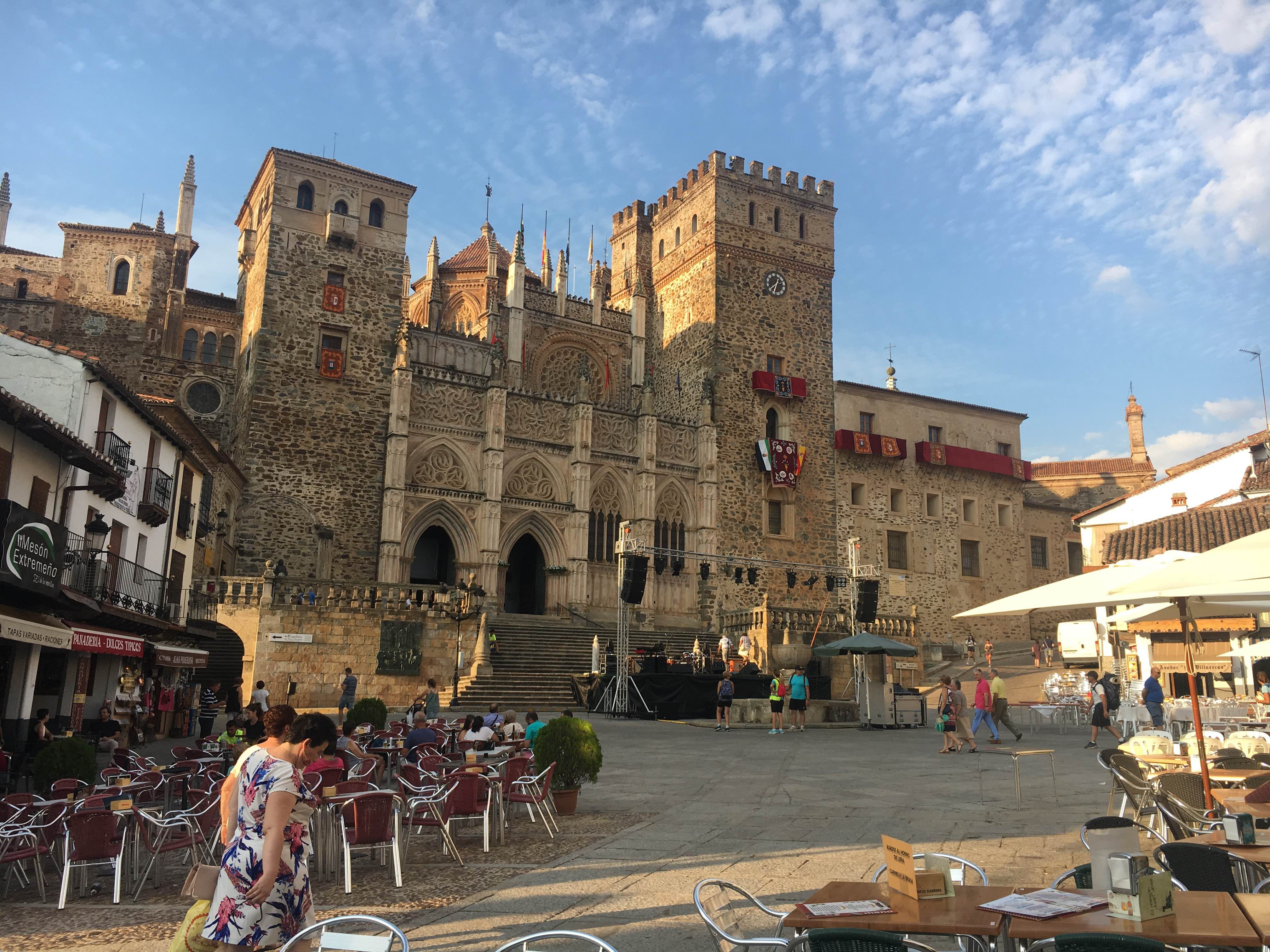 Plaza de Santa María de Guadalupe, por Alejandro Madrid Robles