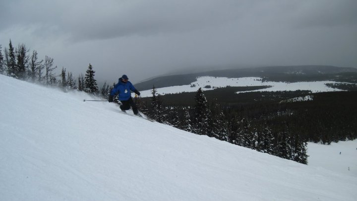 Showdown Mountain Ski Area, por Jeff Schmerker