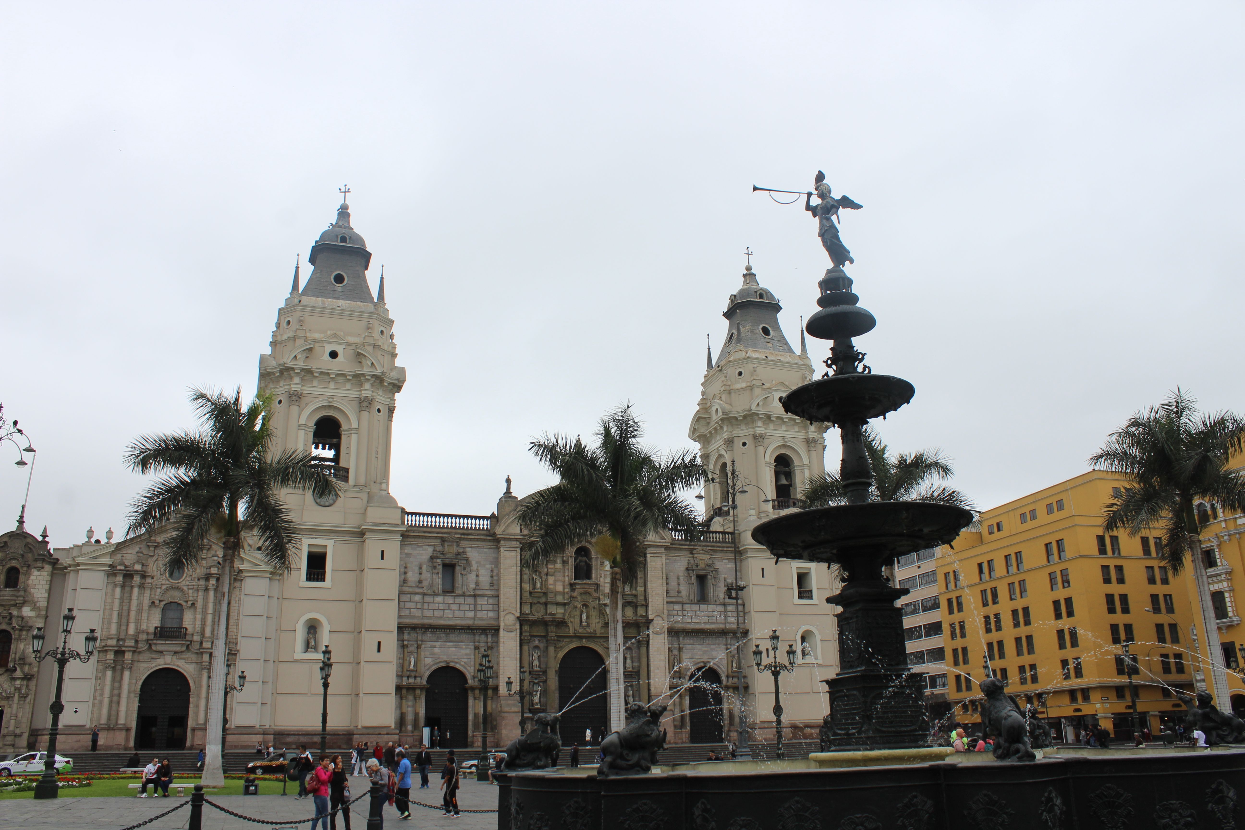 Catedrales en Lima: un viaje espiritual por la historia y el arte