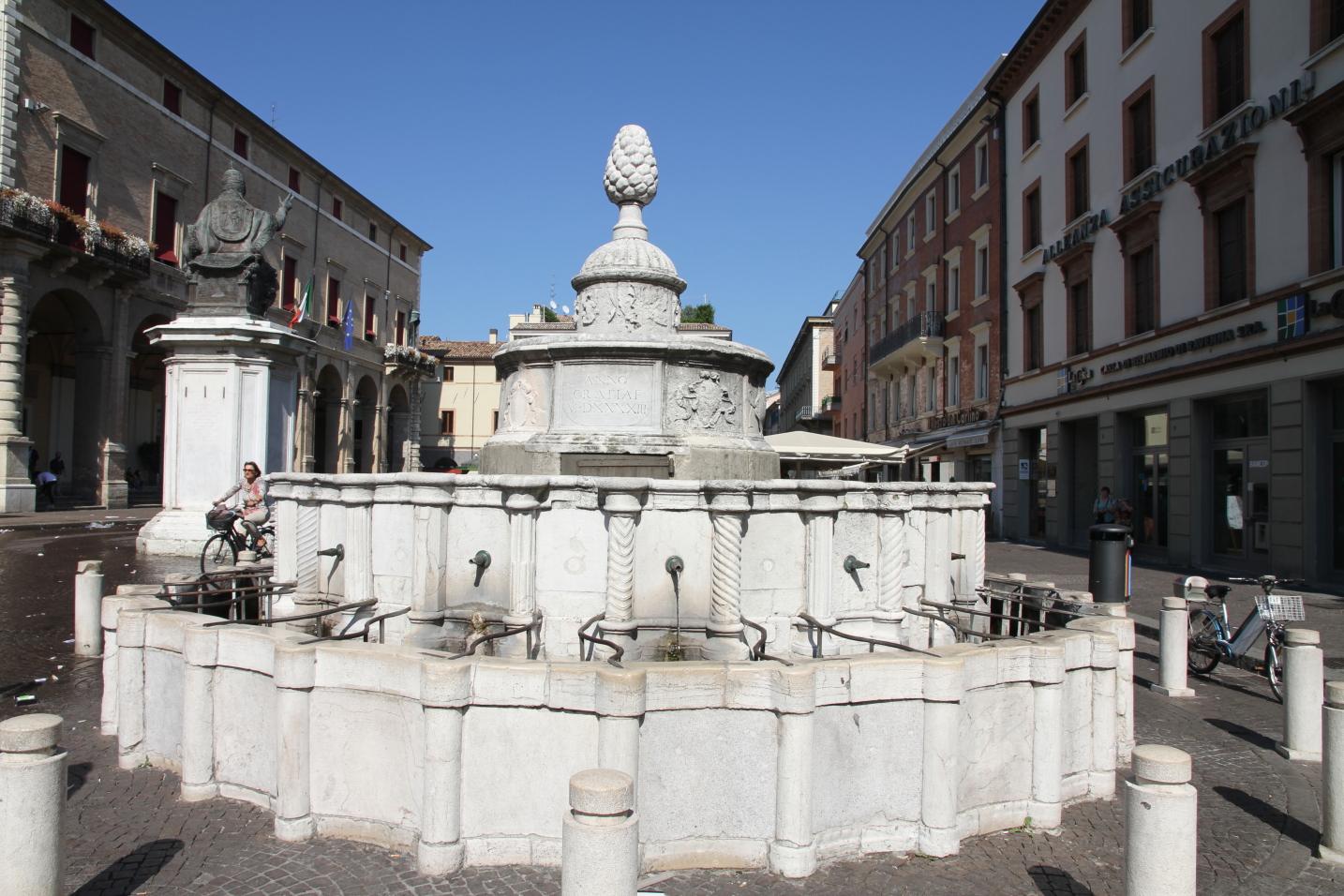 Fontana della Pigna, por ANADEL