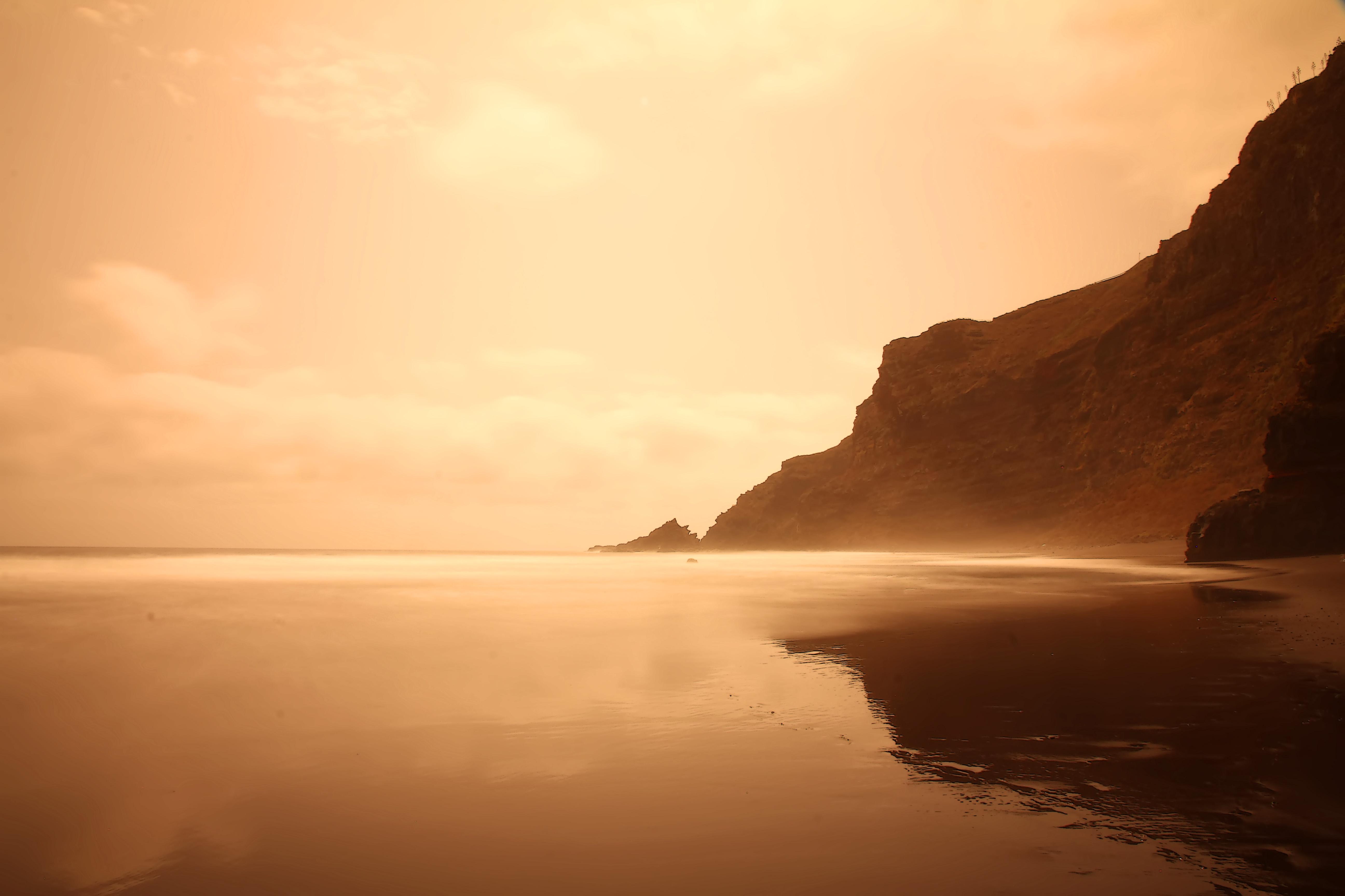 Playa de Nogales, por Laura Laporta García