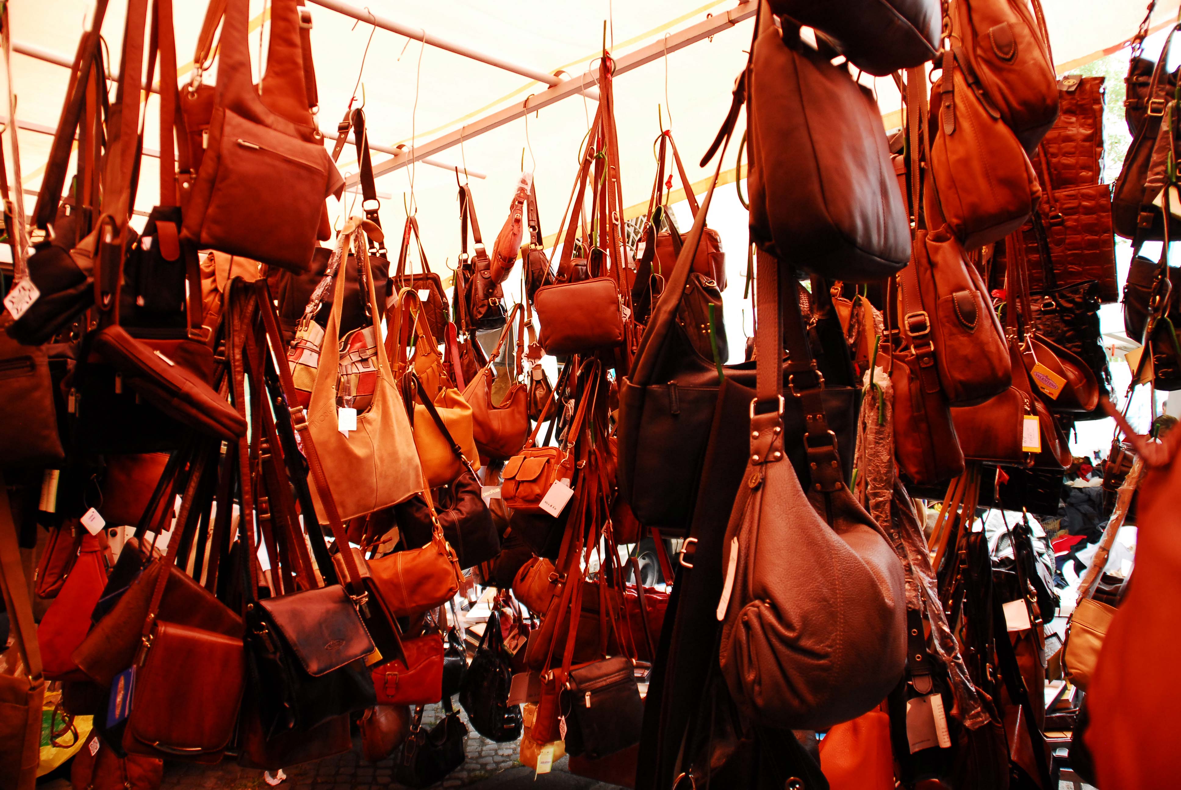 Mercadillos en Roma, descubre su encanto y autenticidad local