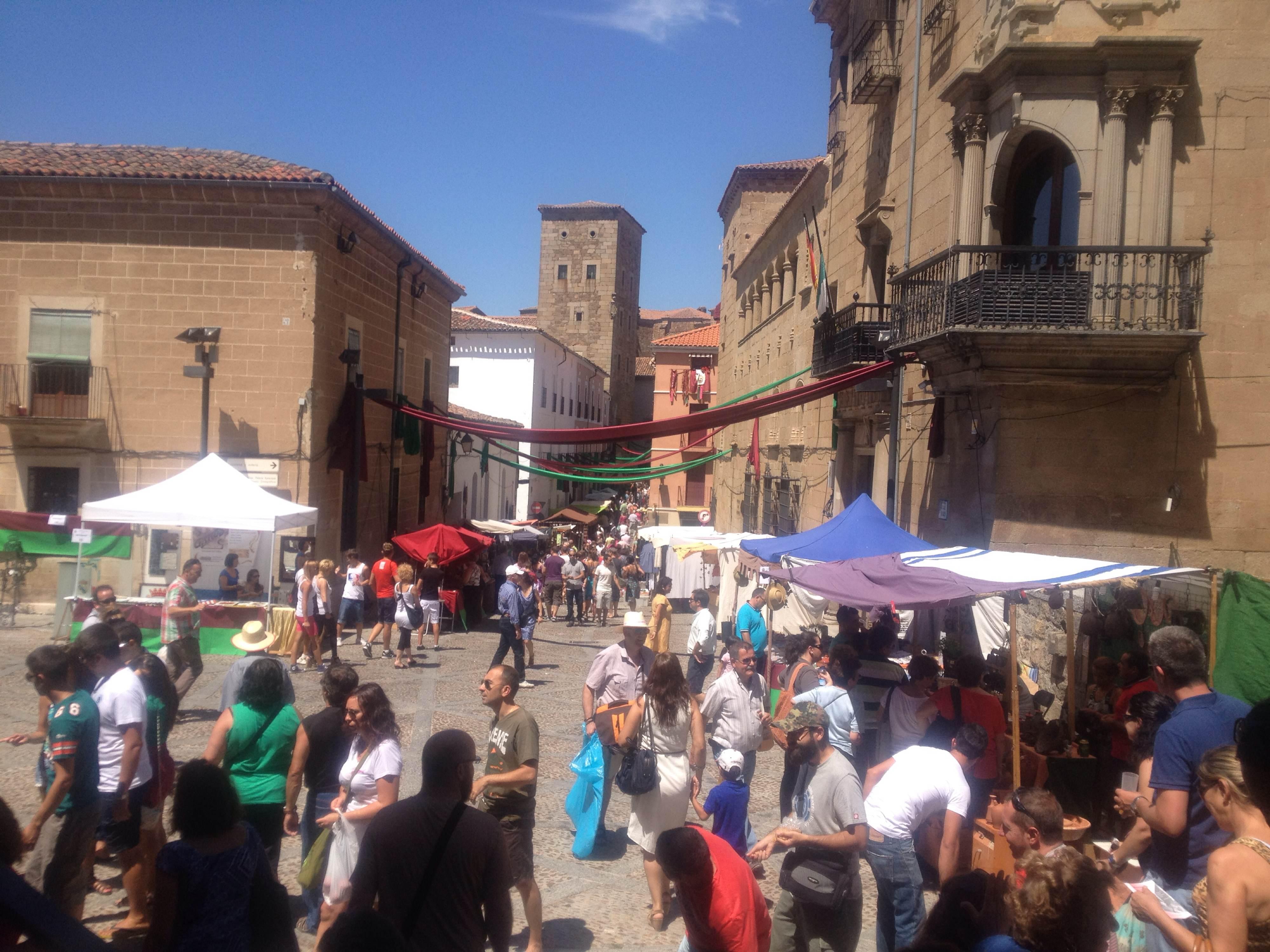 Fiestas en Cáceres que revelan la cultura y tradición local