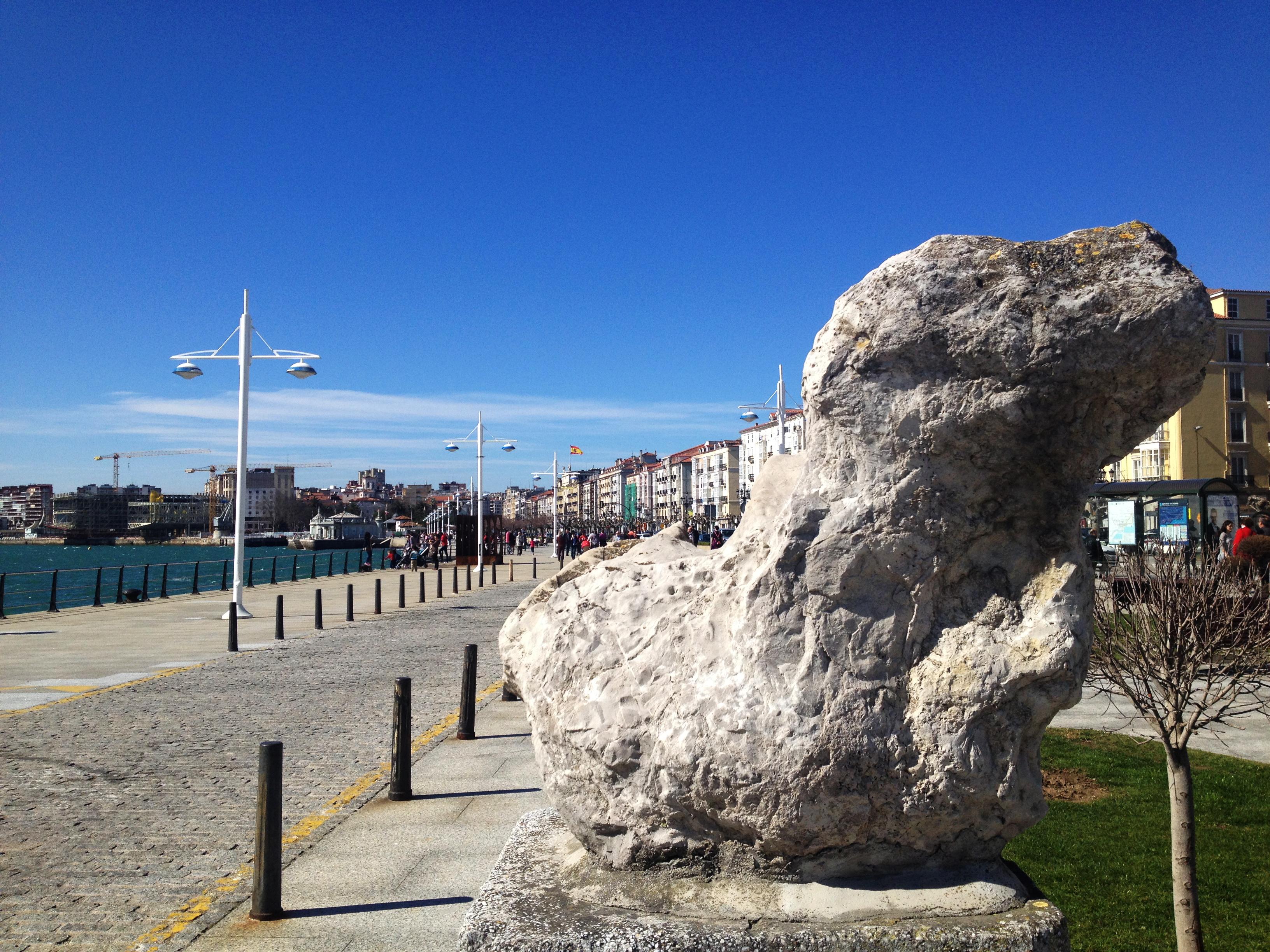 Monumento a José del Río Sainz, por Cristina E Lozano
