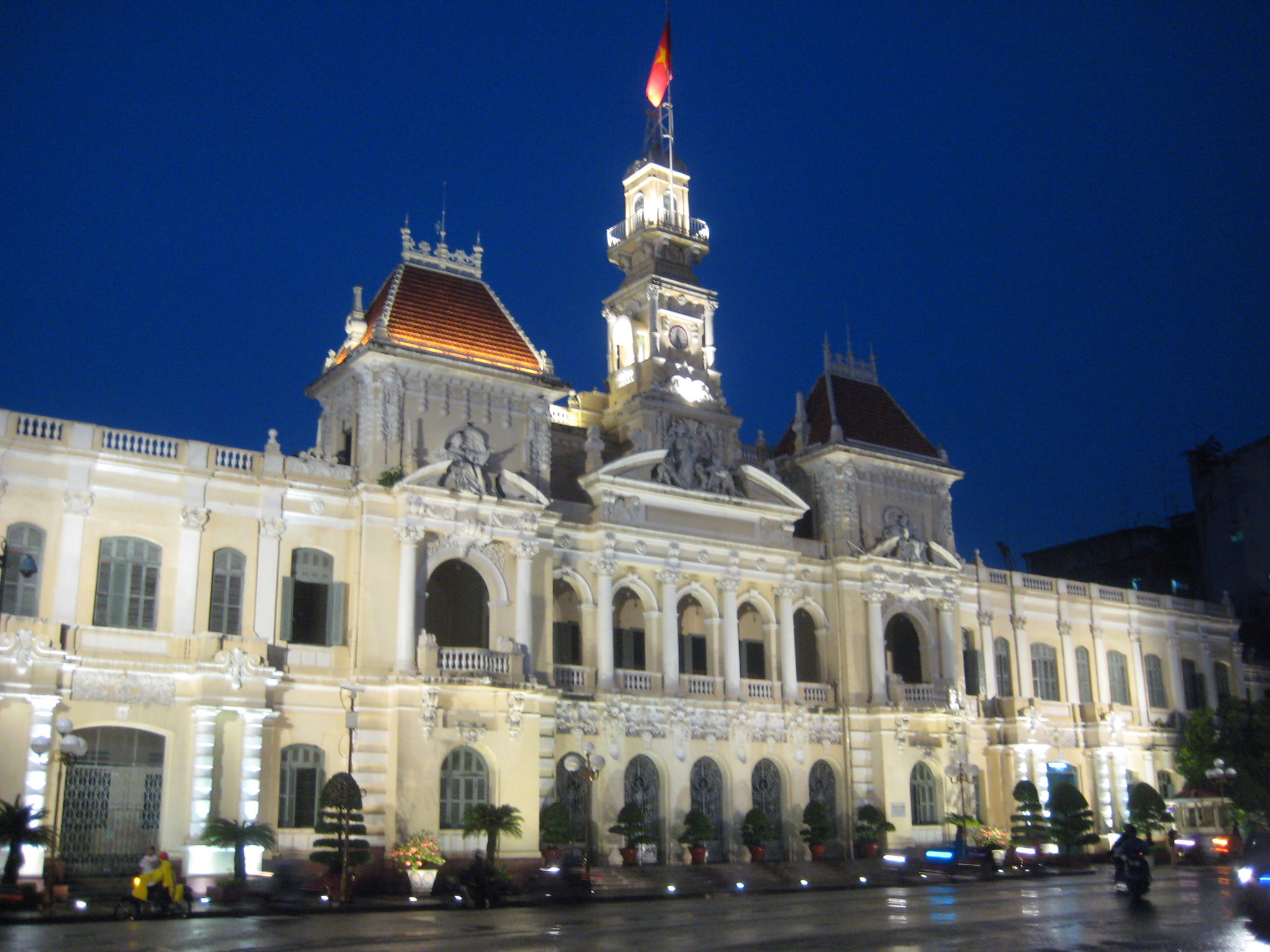 Ayuntamiento De Ho Chi Minh, por Alberto Moreno