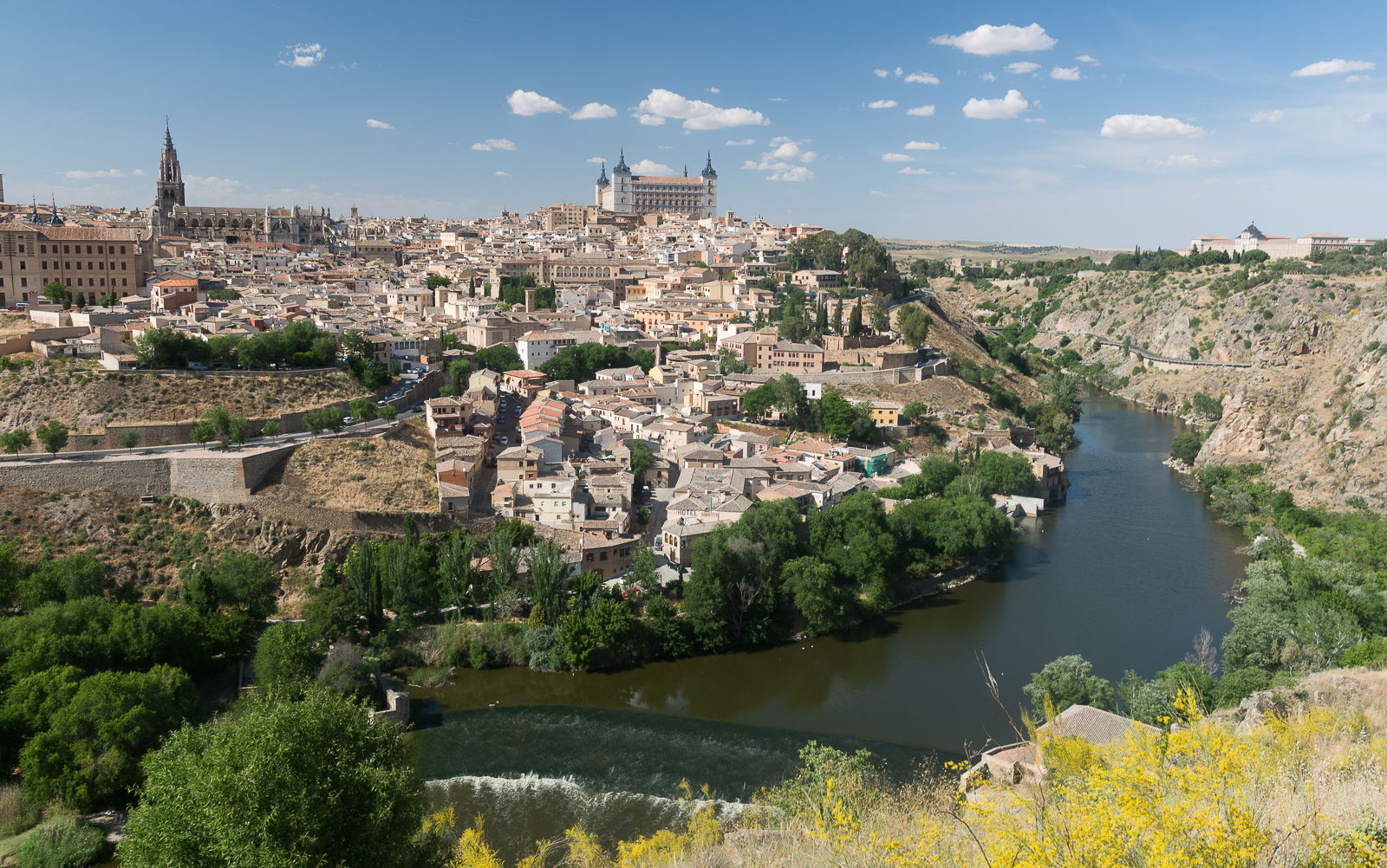 Tren turístico de Toledo, por Ignacio Izquierdo