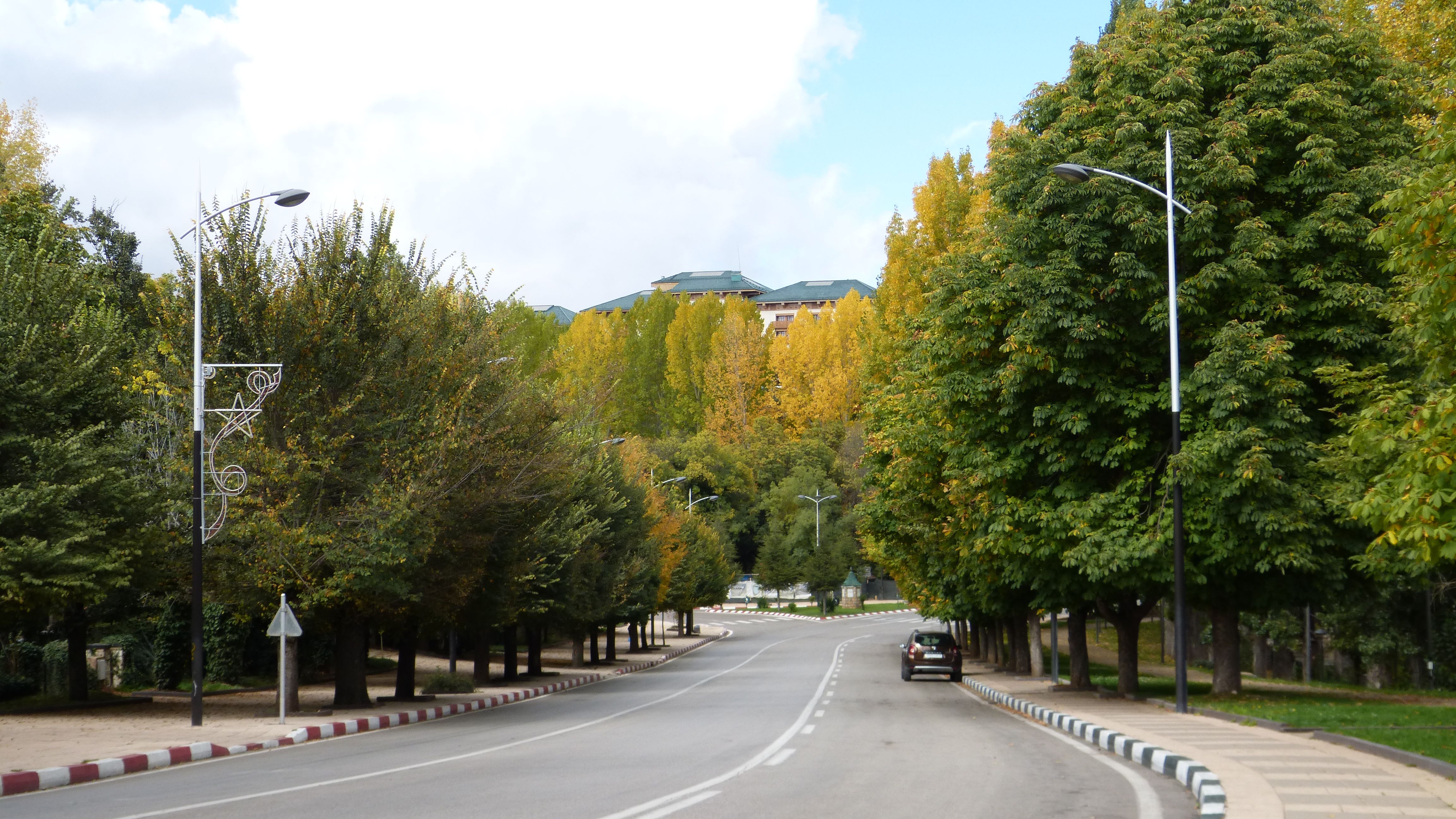 Avenue Hassan II, por MundoXDescubrir