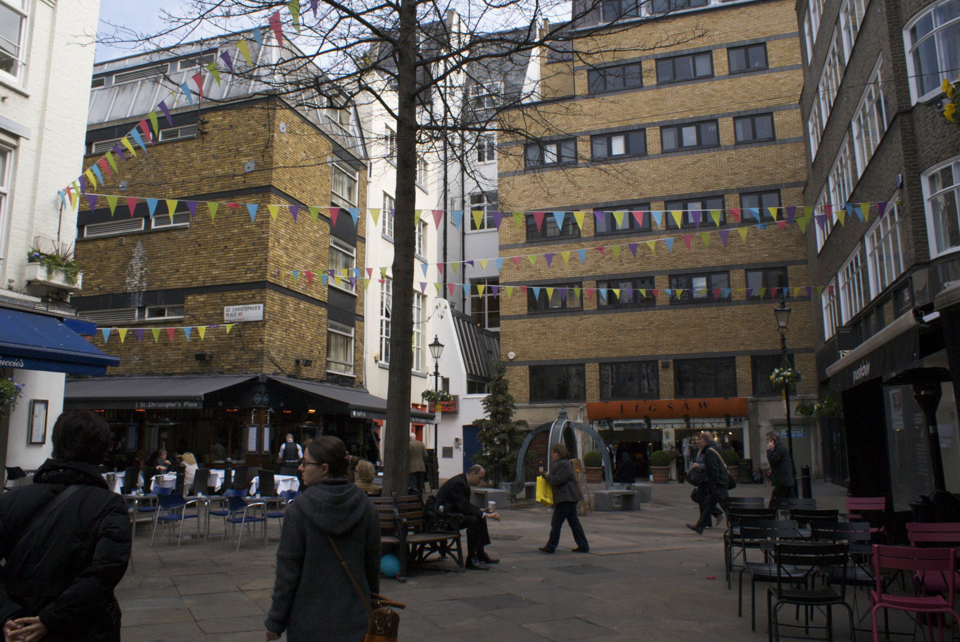 St Christopher's Place, por Liliana Rancel