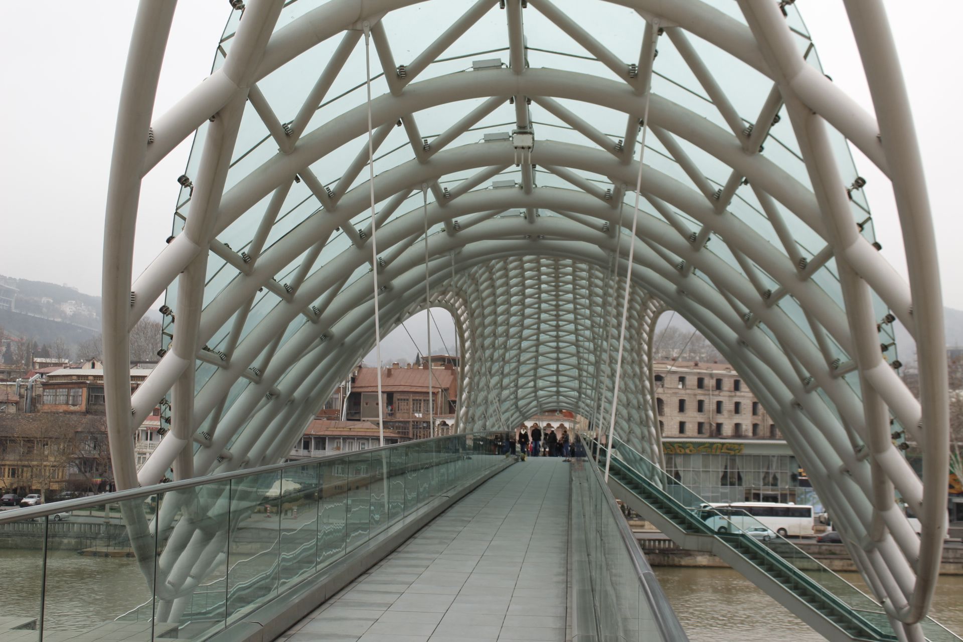 Puente de la Paz, por Sebastian Muñoz