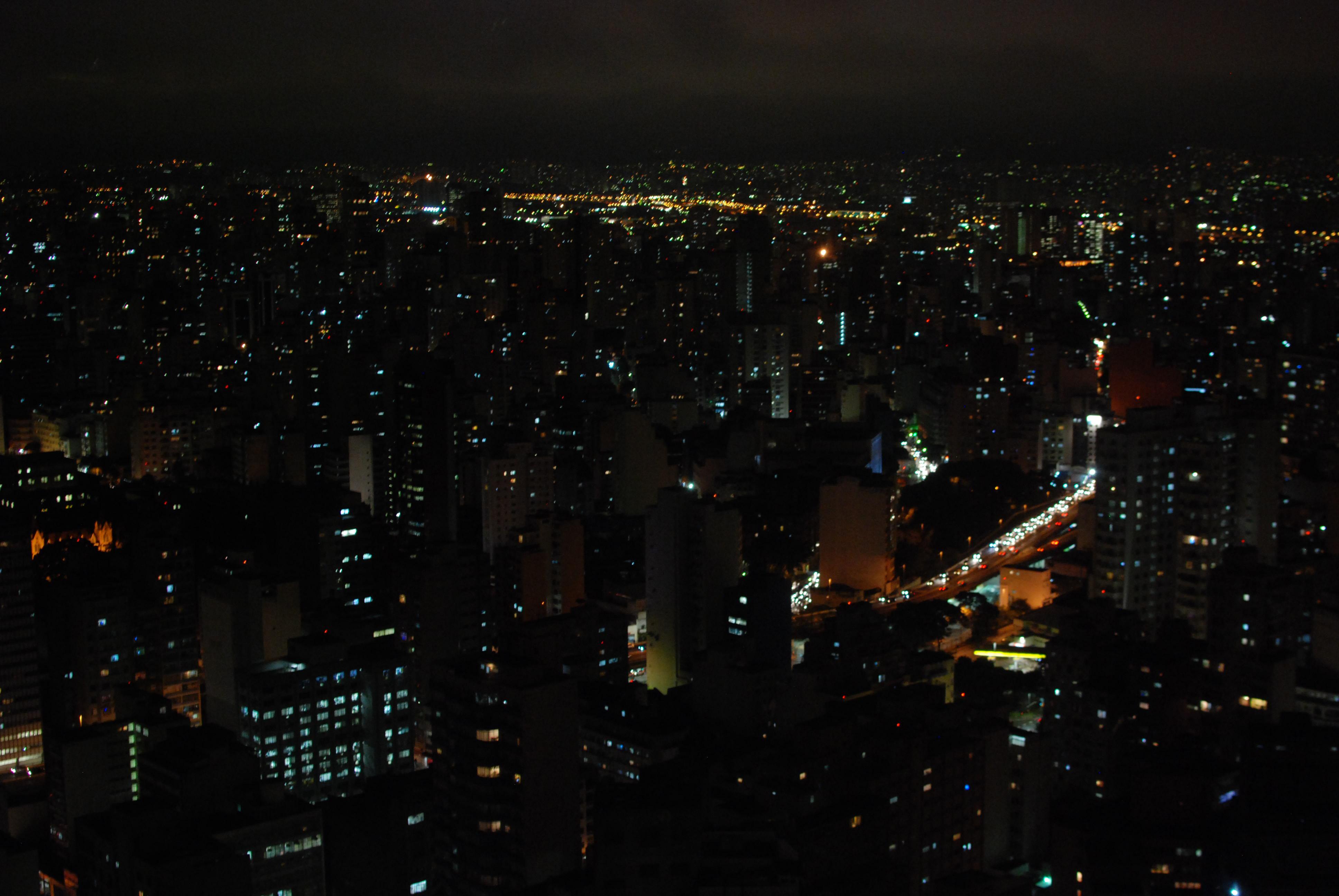 Bares de copas en Sao Paulo: una guía para disfrutar la noche paulista