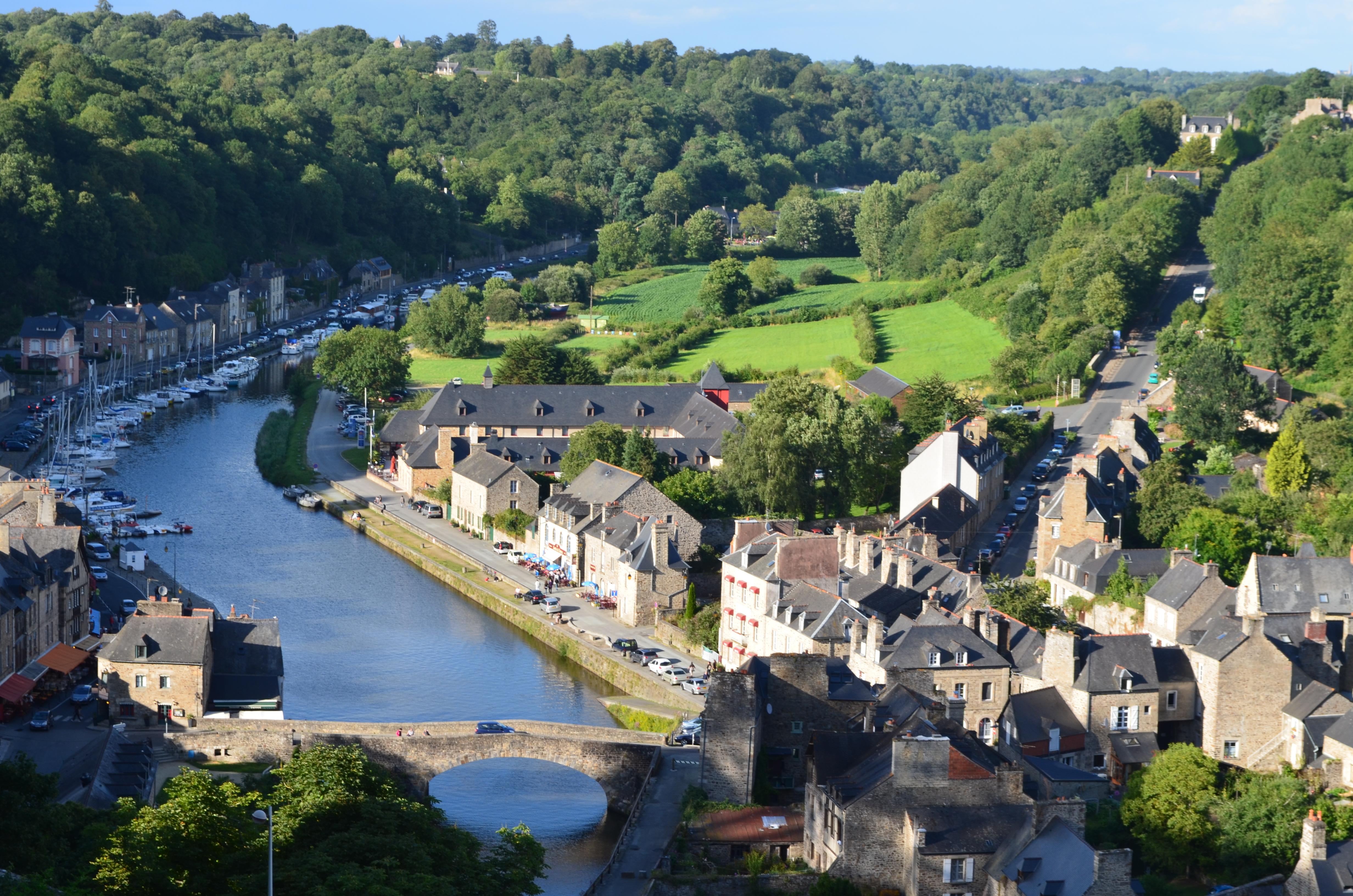 Atracciones de Dinan: un recorrido por su encanto medieval y cultural