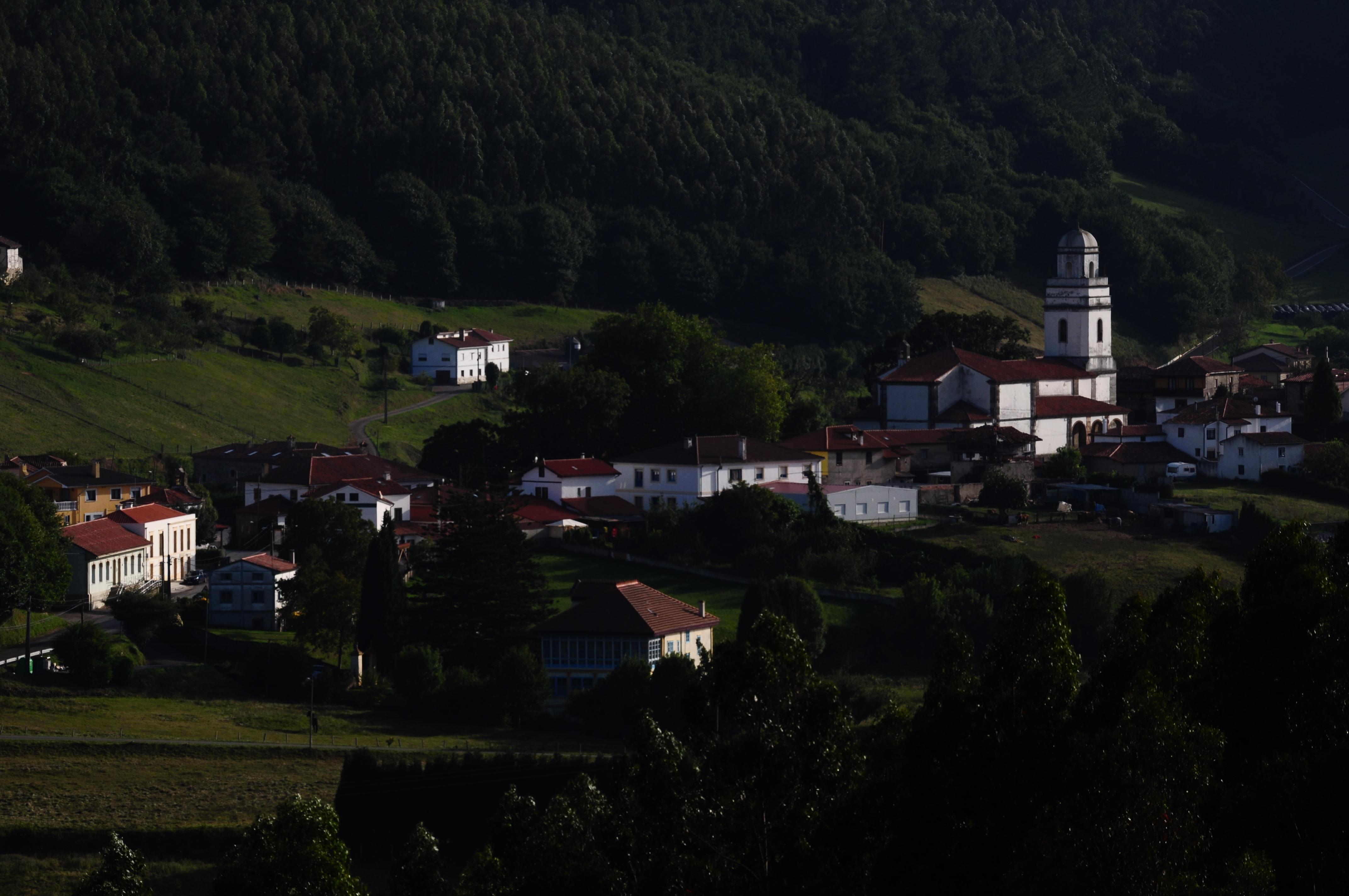 San Martín de Luiña, por Lluis Roure