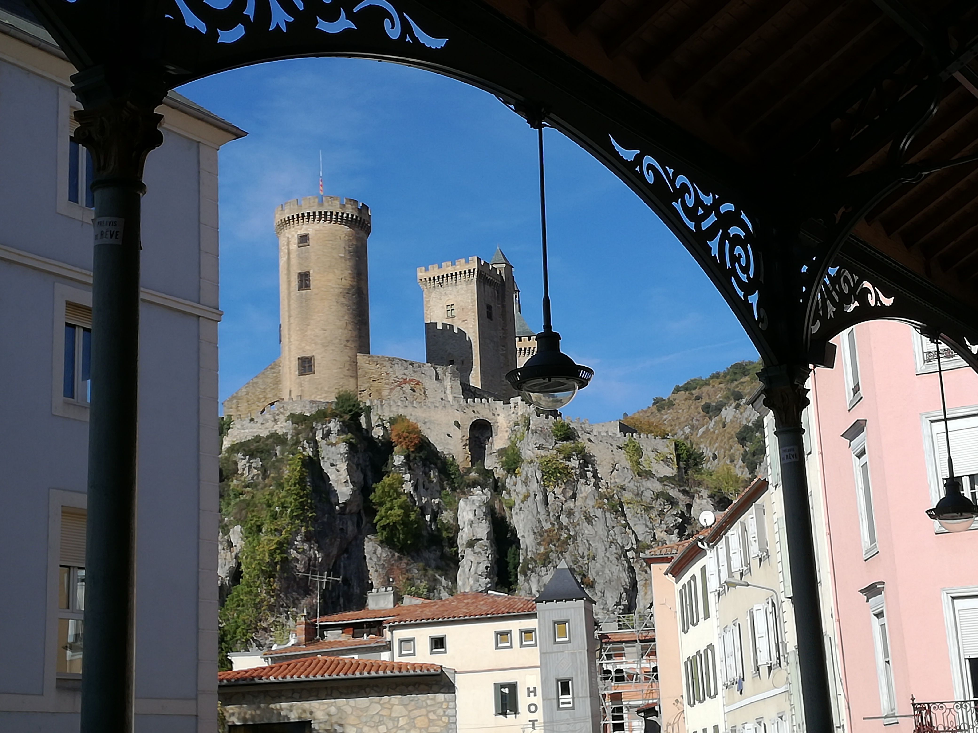 Foix y su Castillo, por Didier Dima