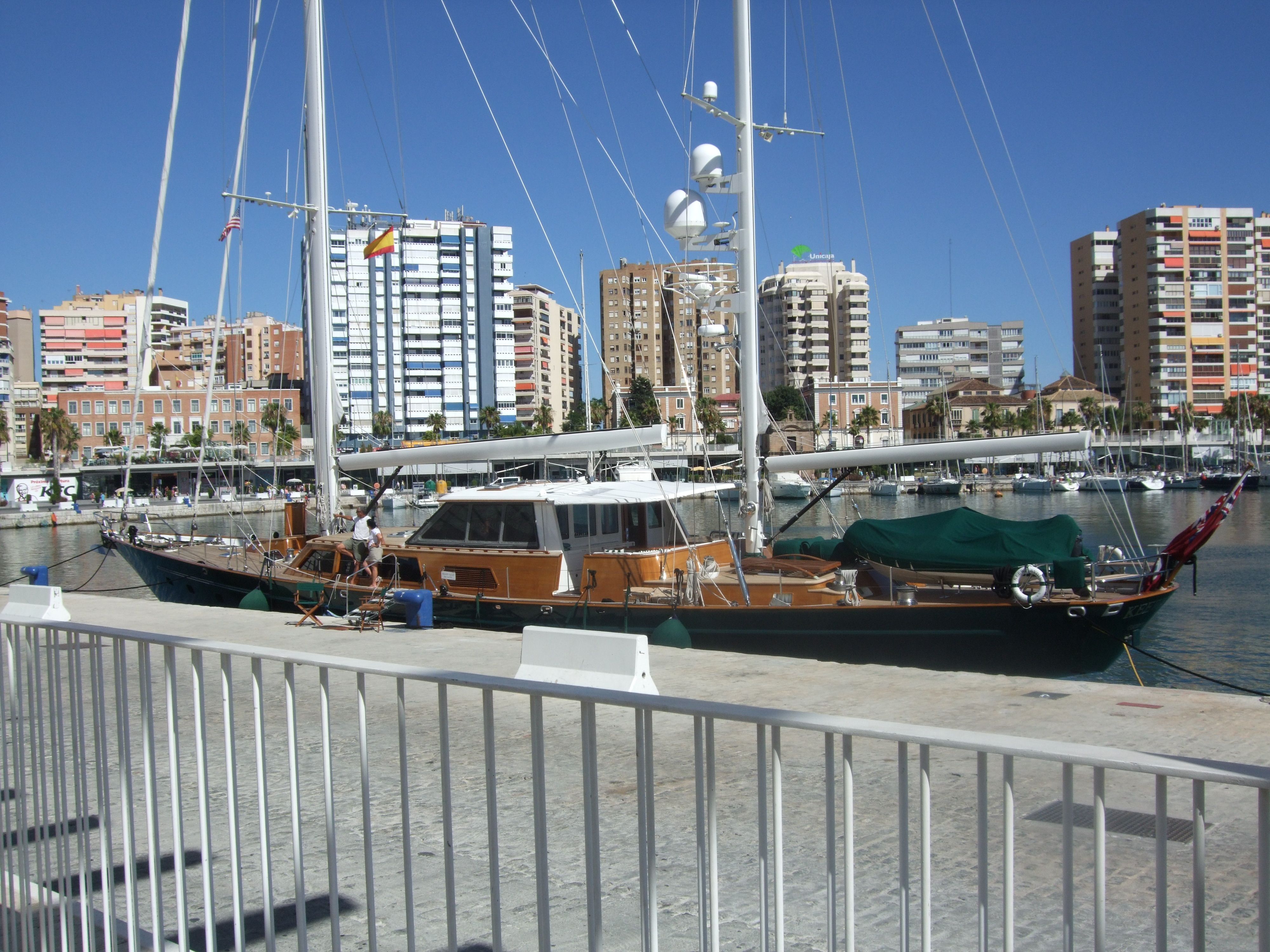 Paseo Marítimo, por amparo caballero marcilla
