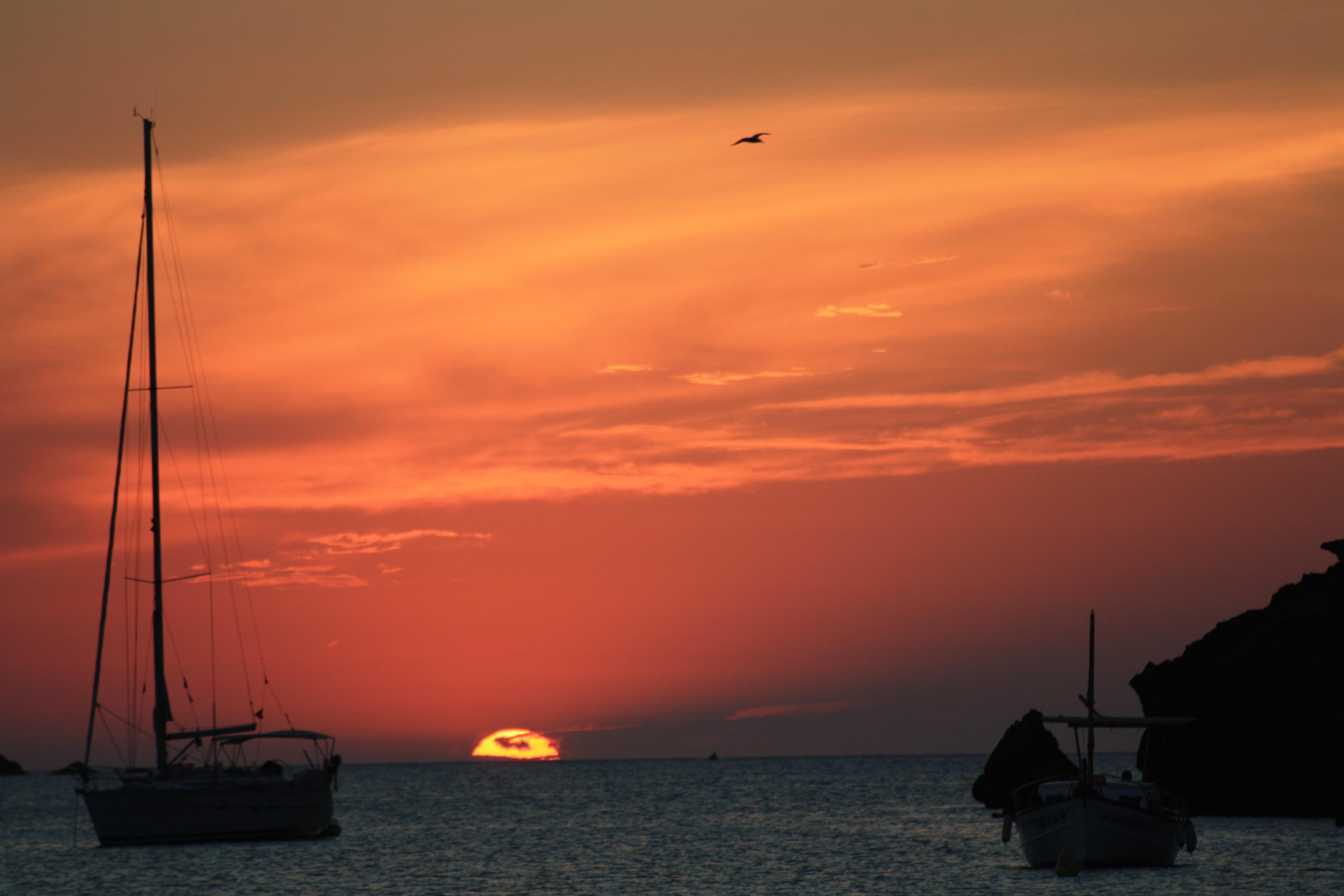 Cala Algaiarens, por Abri Cel
