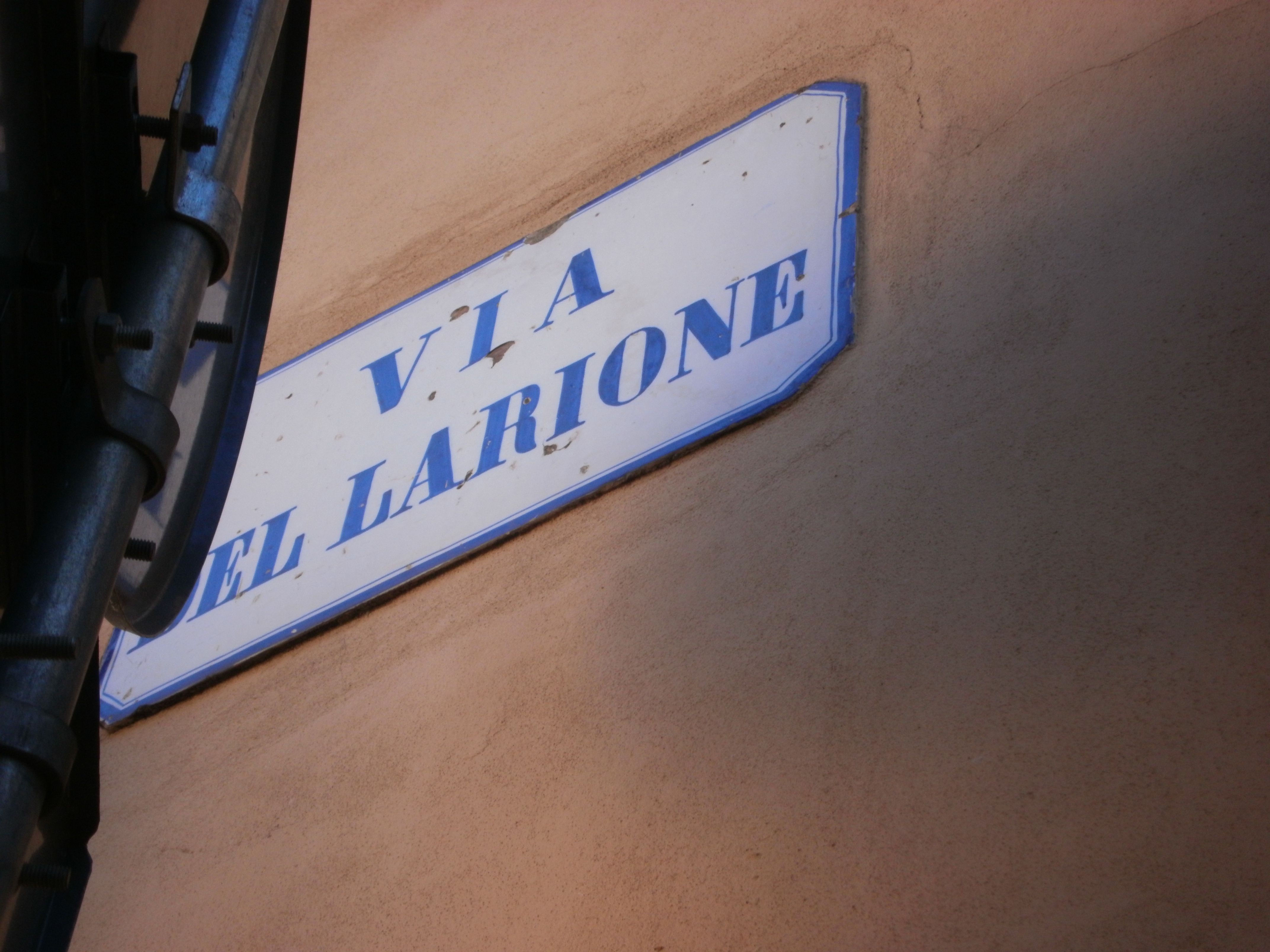 Via del Larione, por Valerio Gestri
