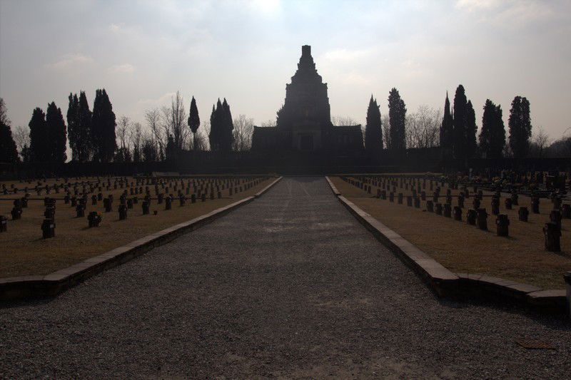 Cementerio de Crespi d'Adda, por Leo&Vero