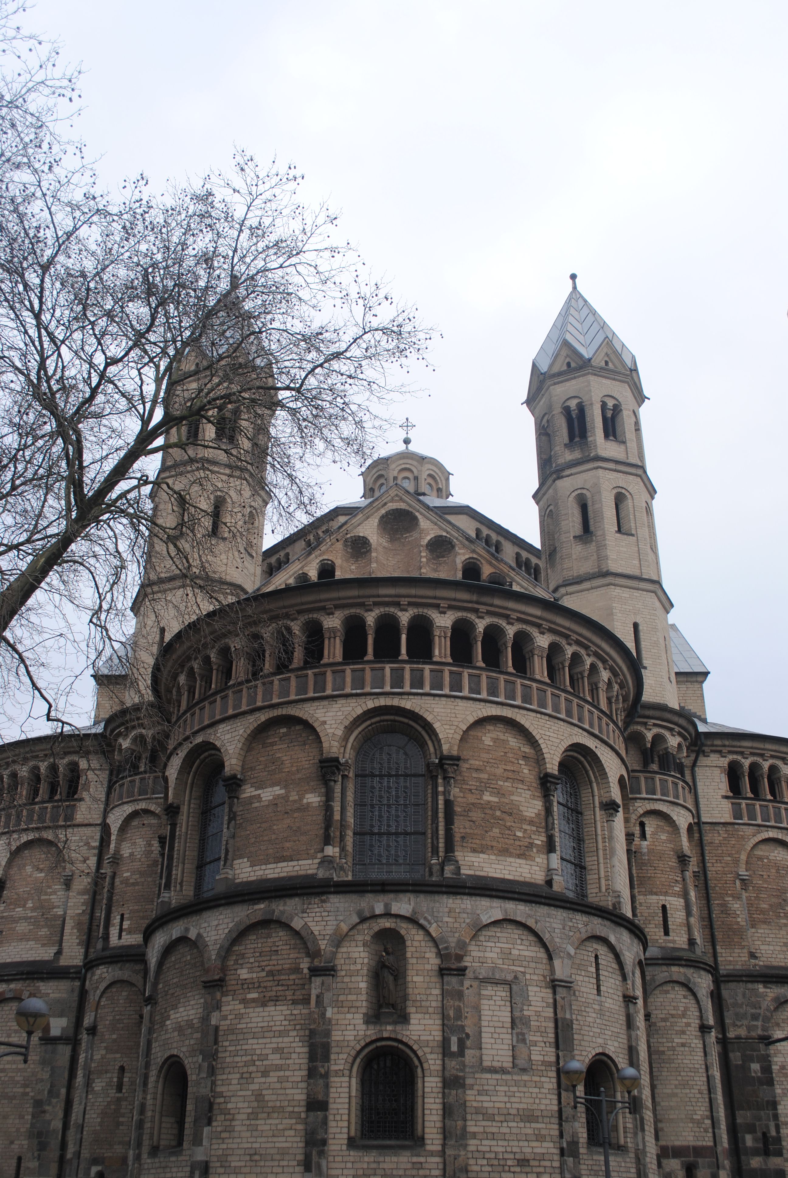 St. Aposteln, por Amelia Tomasicchio