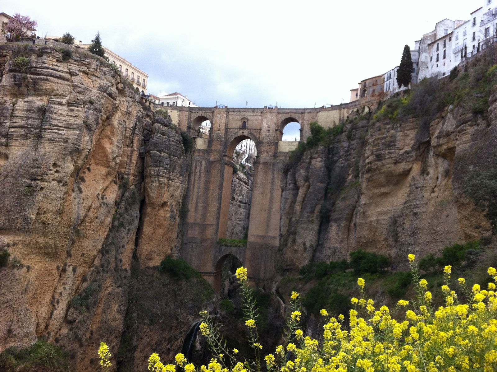 Puente Viejo, por toly