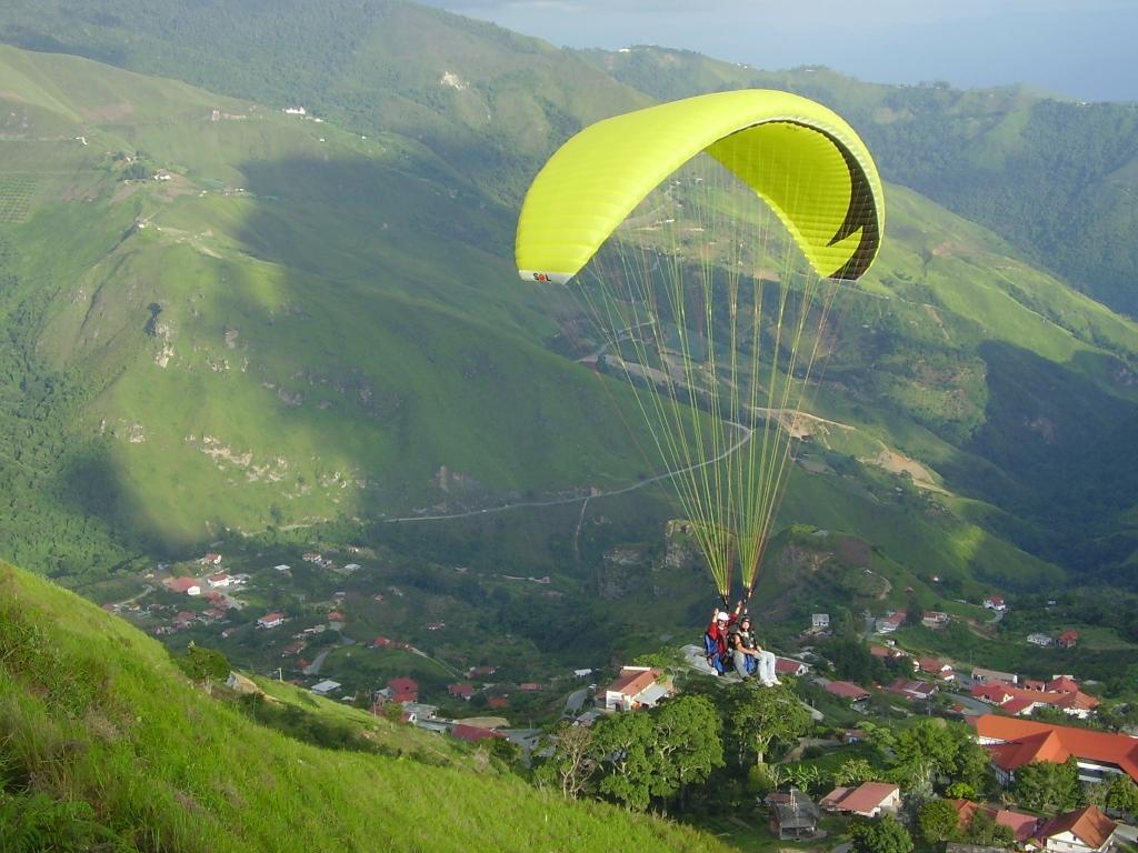 Parapente en El Jarillo, por Erika Paz