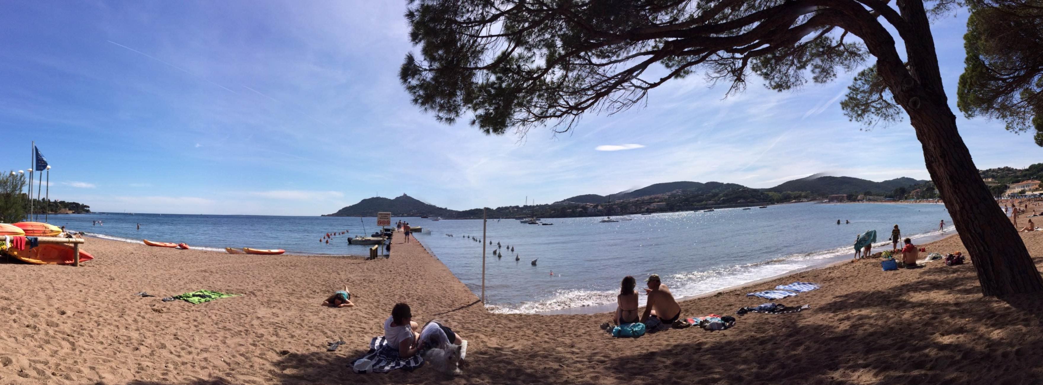 Playa de Dramont, por Francis Petit-Colin