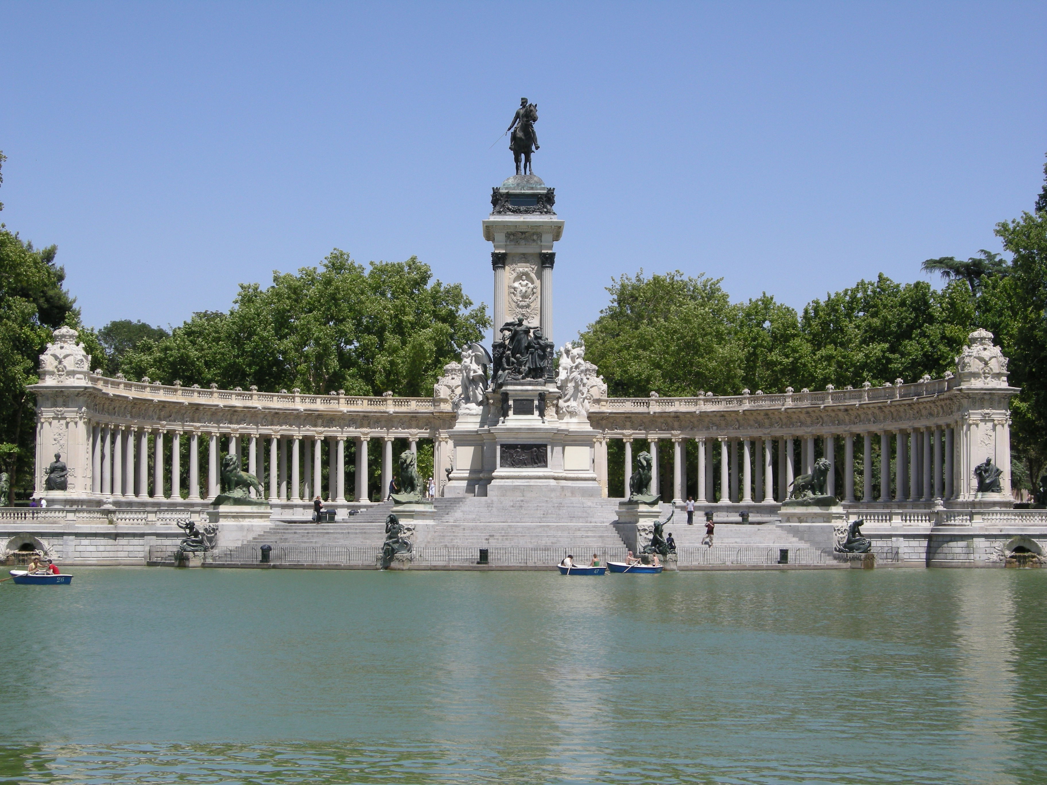 Monumento a Alfonso XII en Madrid: 12 opiniones y 56 fotos