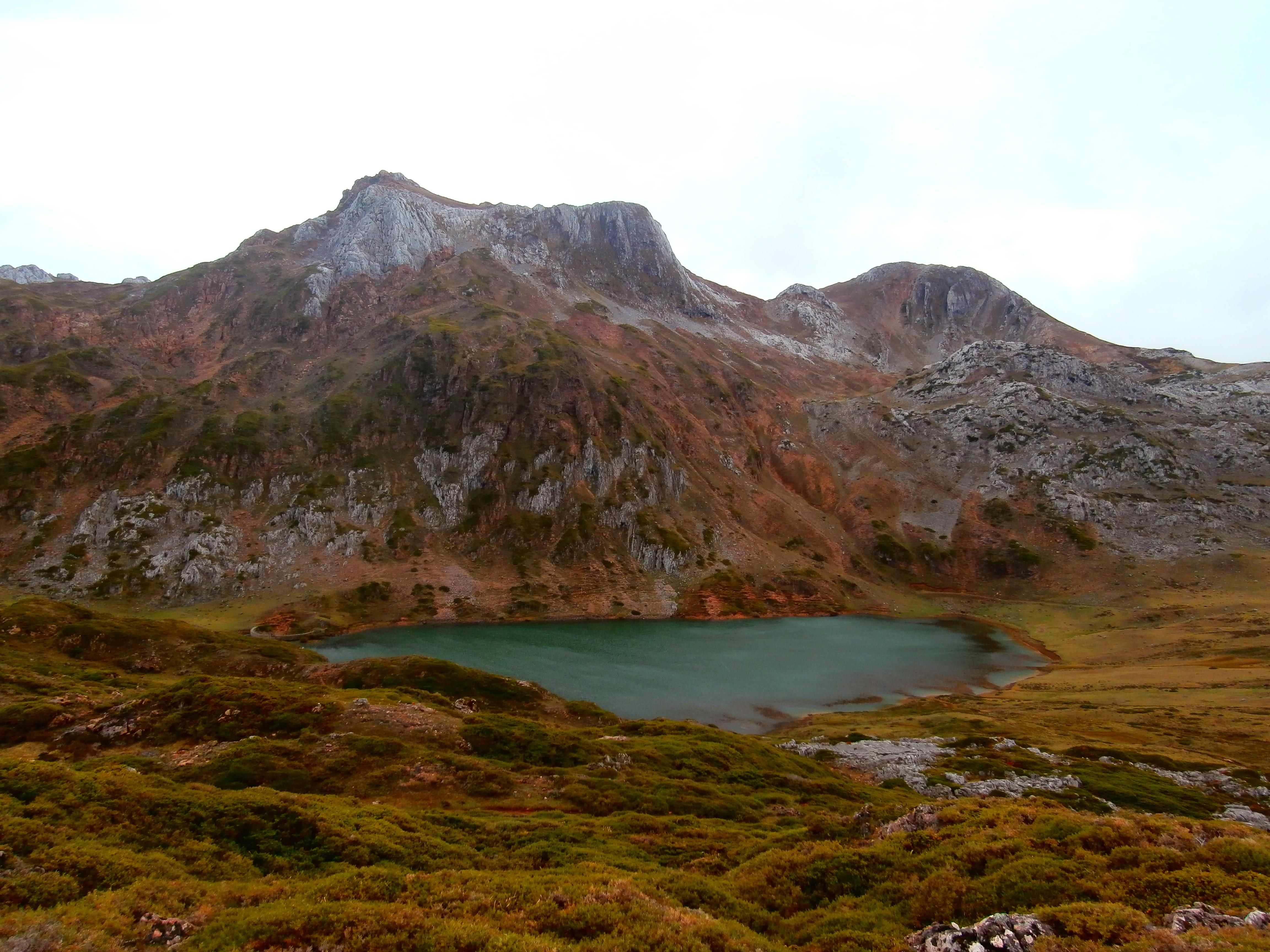 Senderismo en Leitariegos: explora rutas y paisajes inolvidables