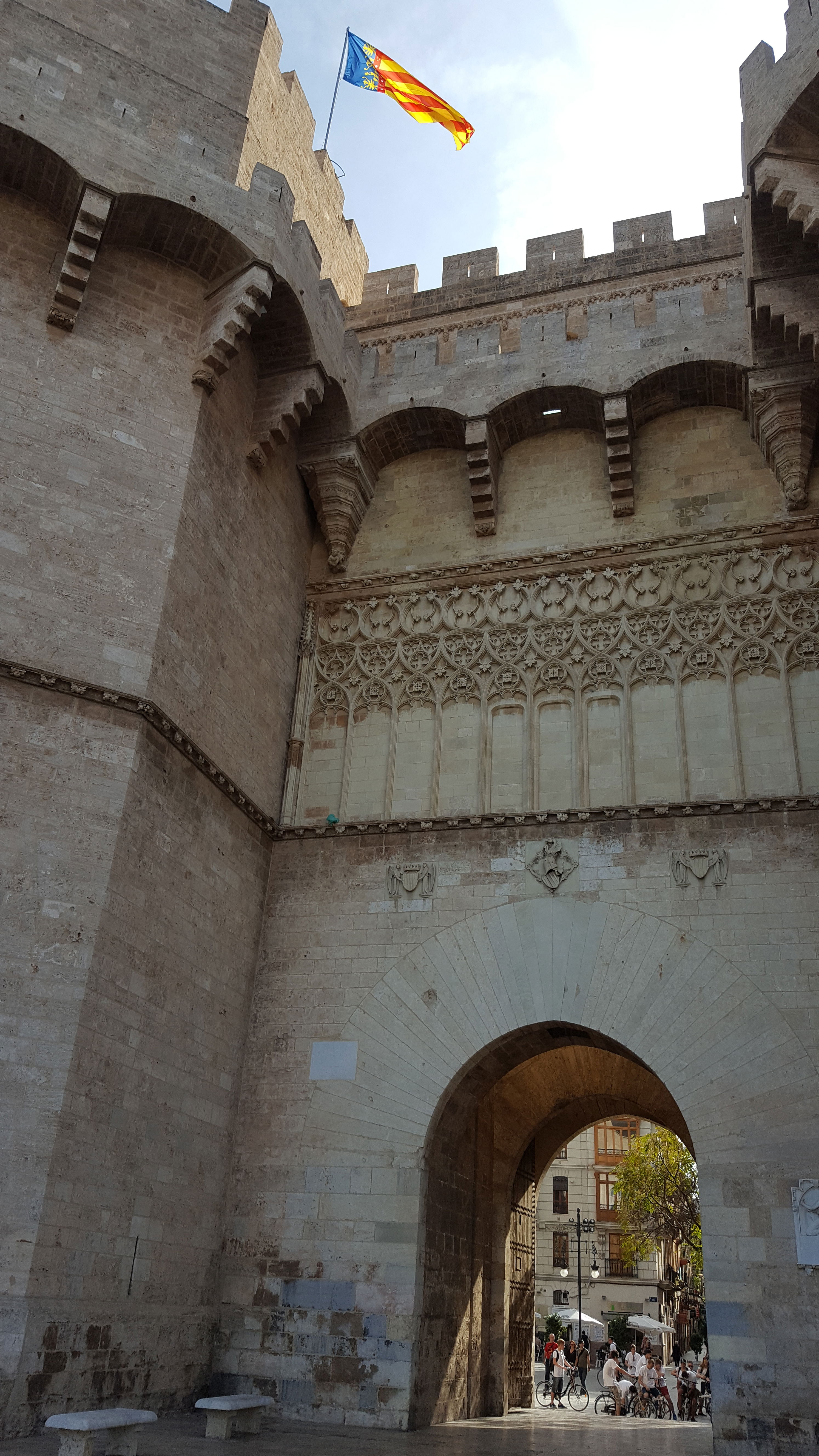 Torres de Quart, por aurelio marin
