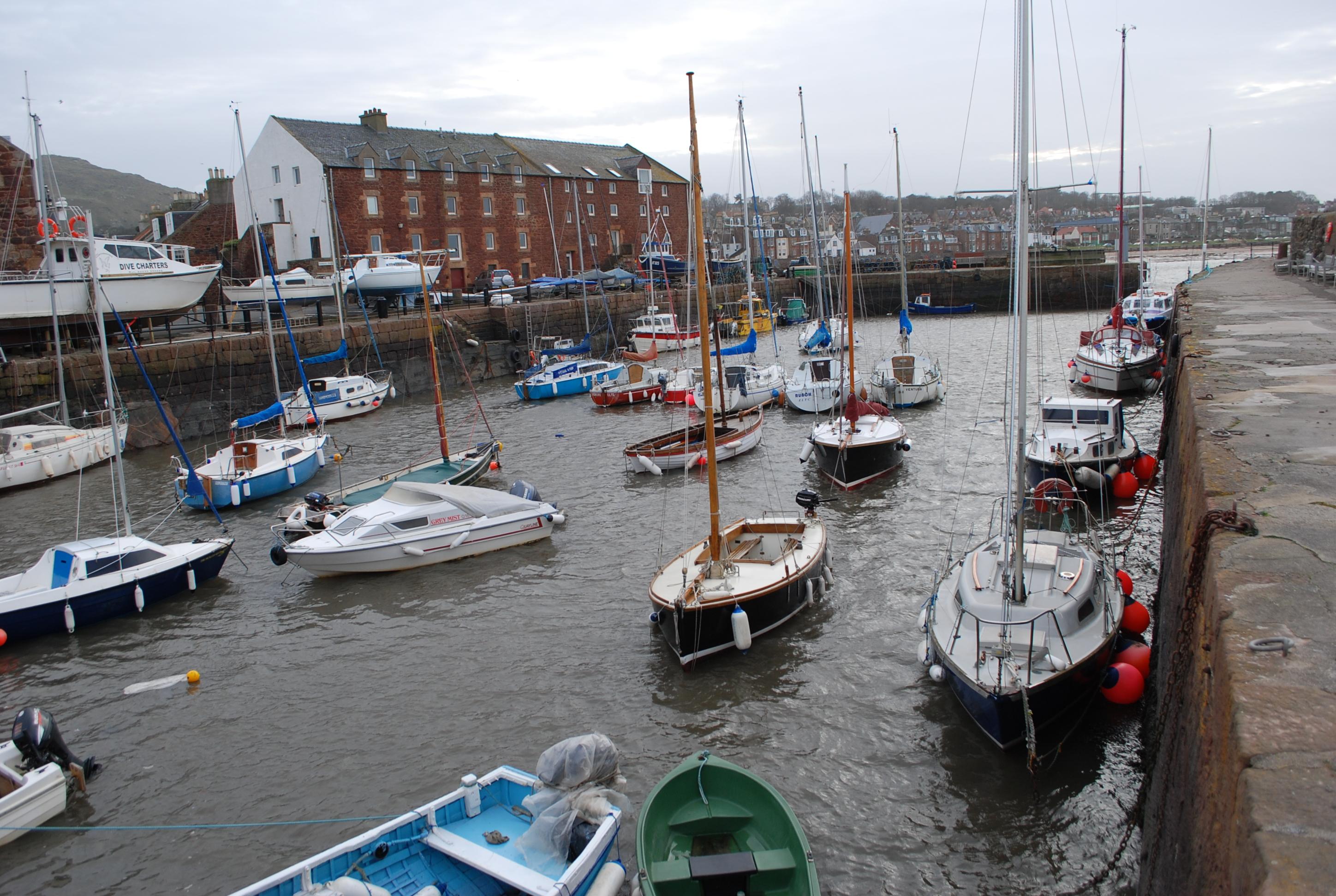 Puerto histórico de North Berwick, por eXplorador Escocés
