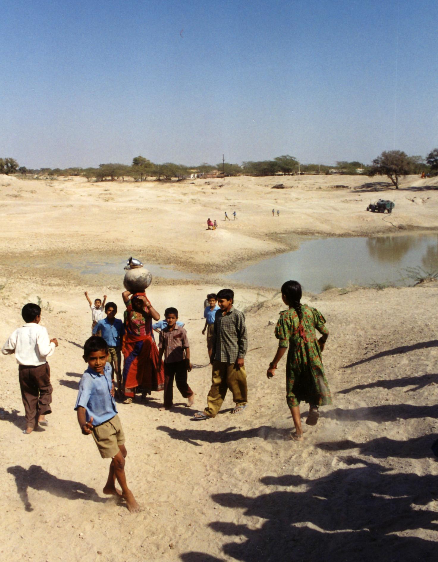 Pueblos entre Jodhpur y Ranakpur, por GERARD DECQ