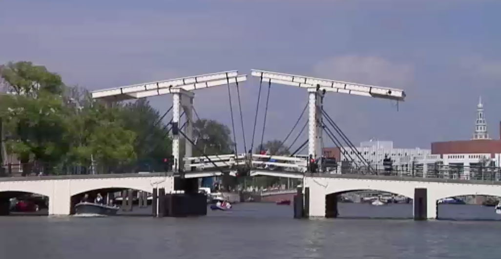 Magere Brug, por Callejeros Viajeros